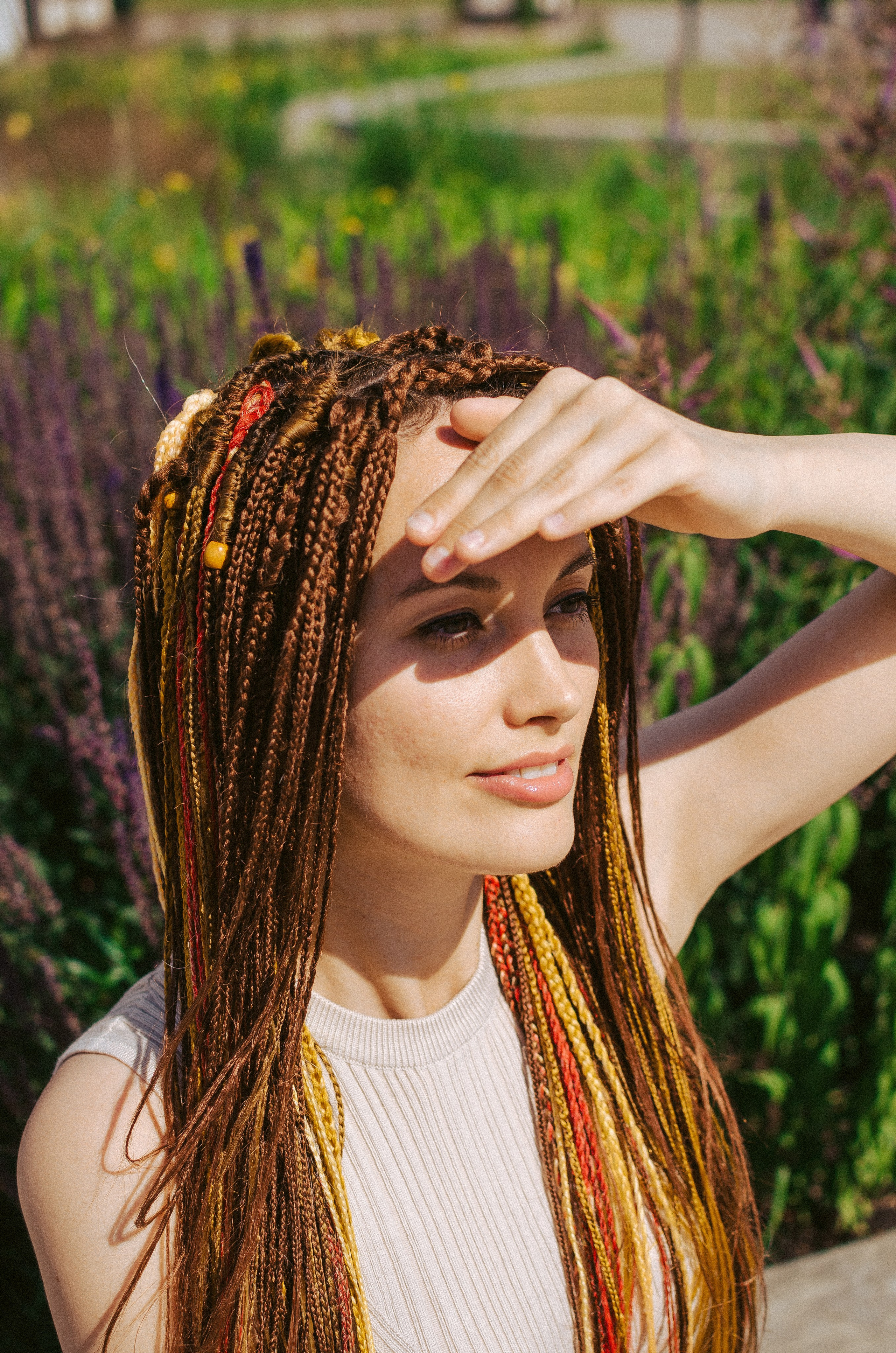 Оля. КВЭЛ — Кто Все Эти Люди