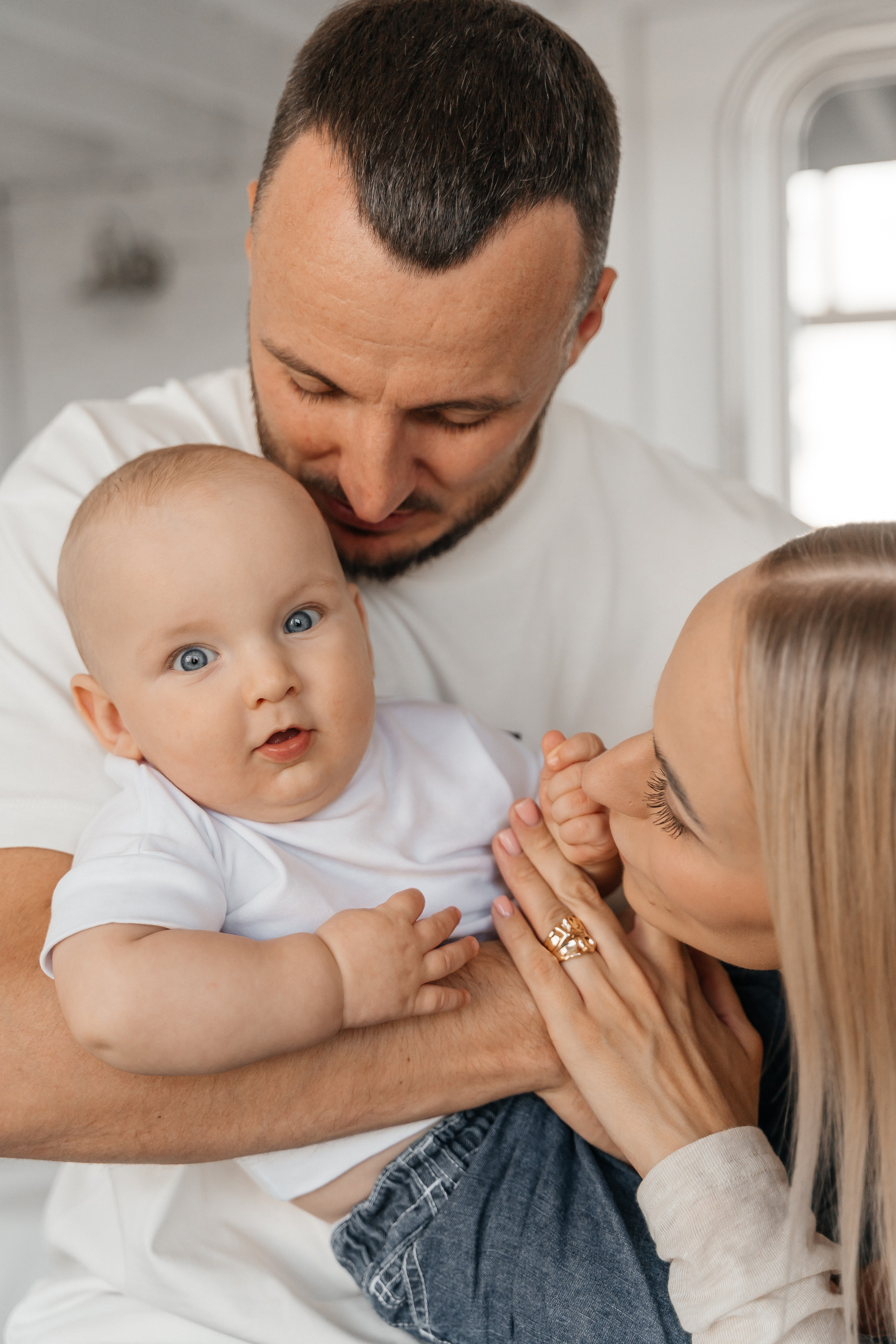 Саша, Юля и Лев. Волик Мария