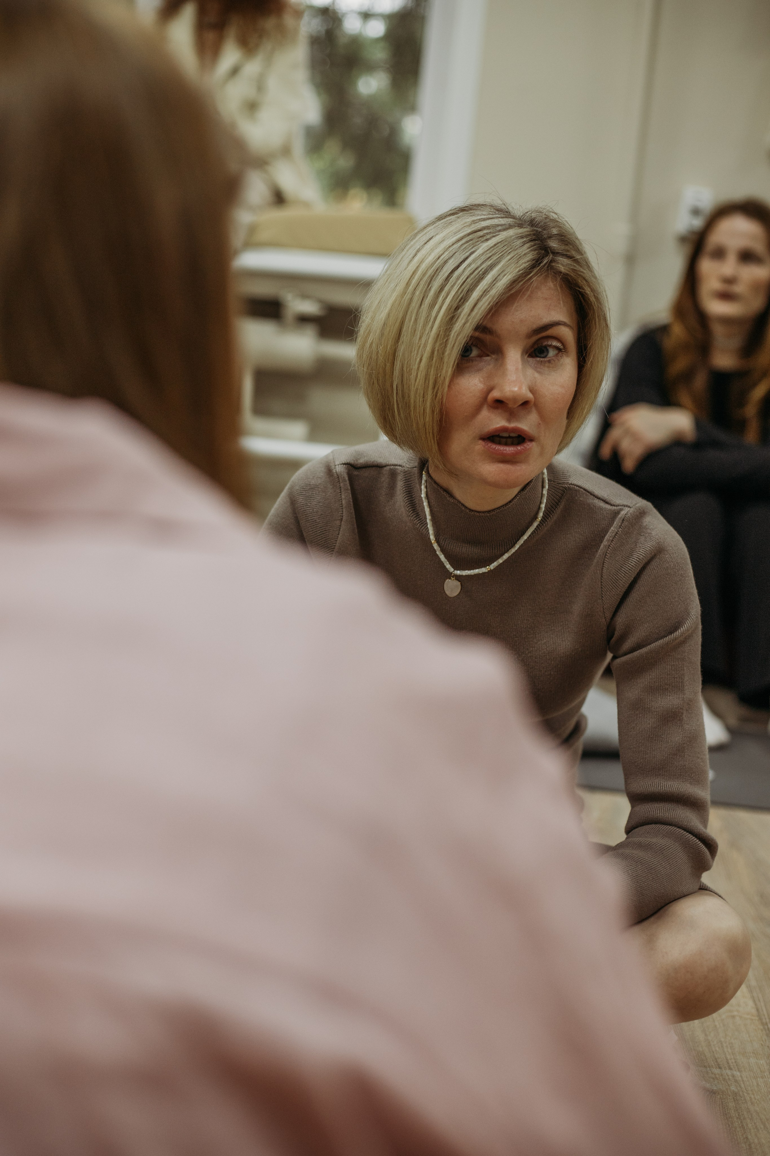 Презентация газеты «Глубокий смысл». Венера Гайн. Репортажный фотограф  Тюмень. Обучение фотографии с 0