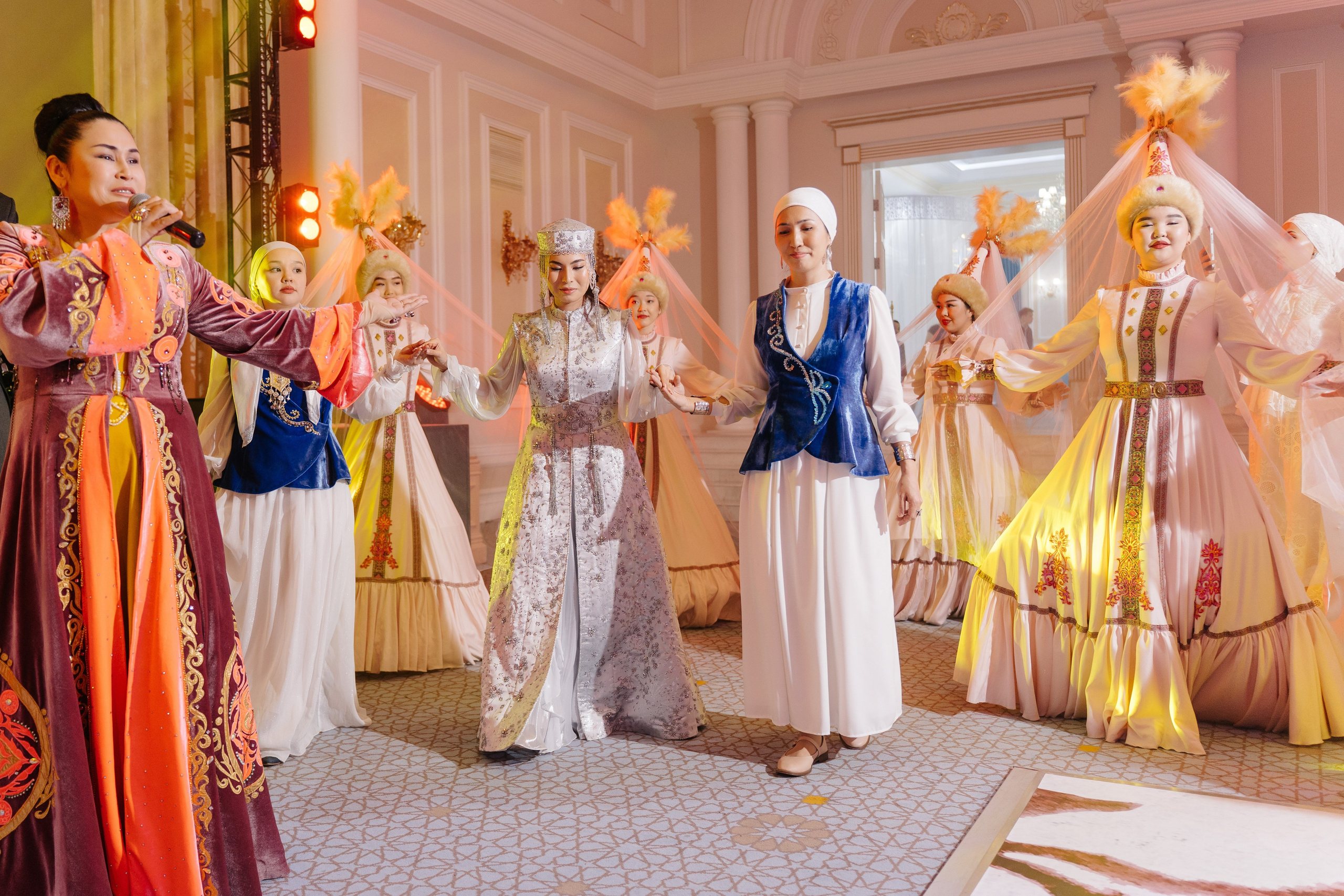 Madina — Qyz uzatu. Wedding and Love story Photographer