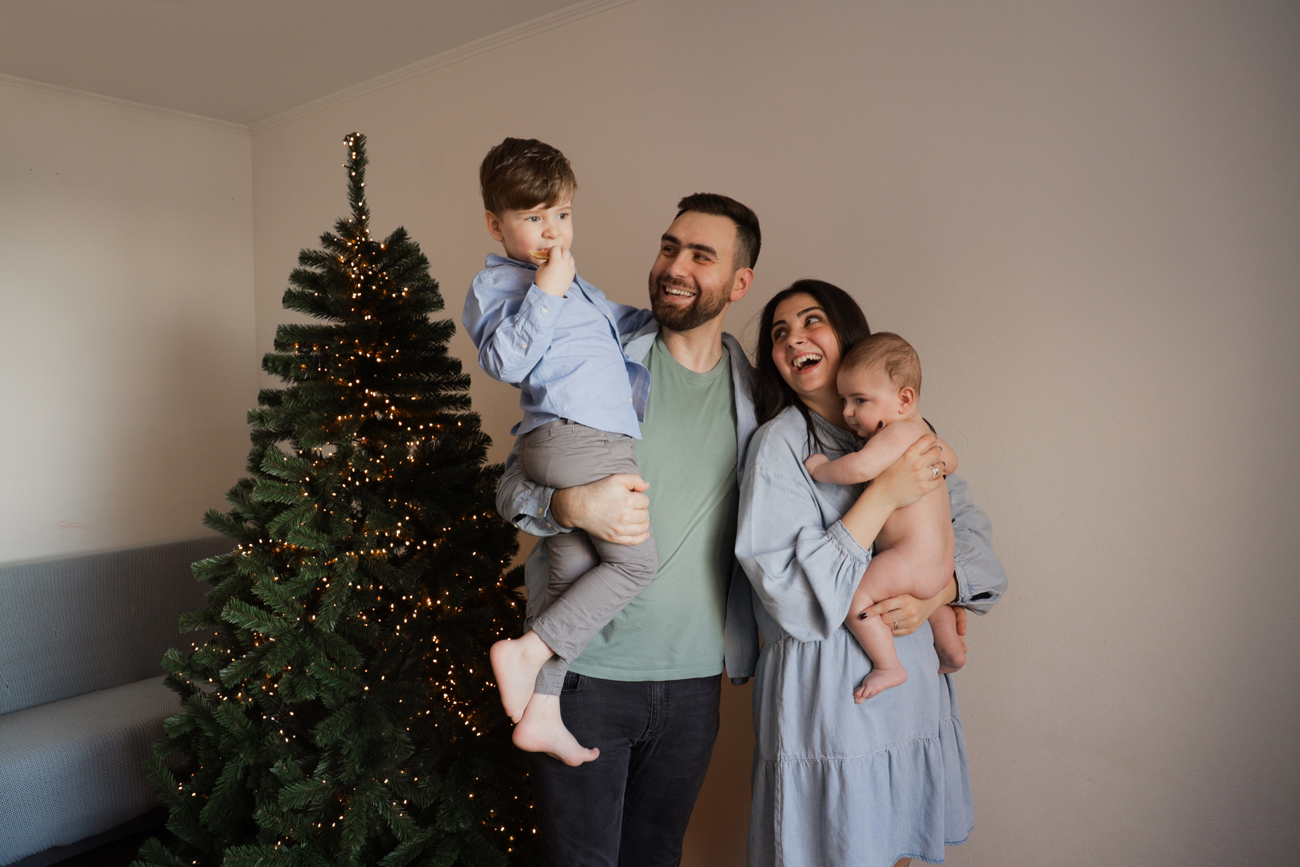 Арт, Ани и их Рождественская история. Варвара Синицына: семейный фотограф в Москве