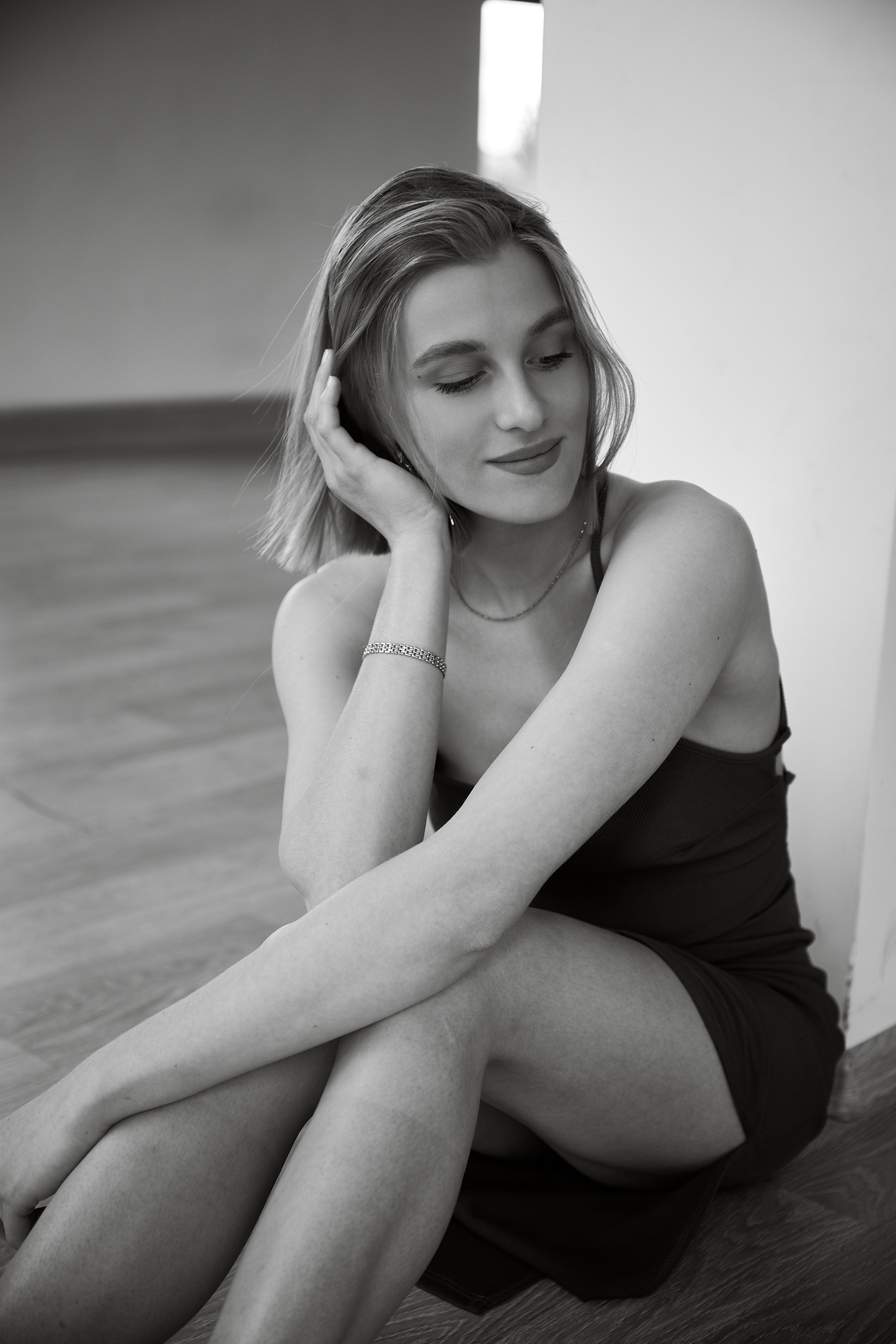 Алина — Тихая съемка. Тихая женская фотография — съёмка без ролей и позирования, где важнее состояние, чем образ