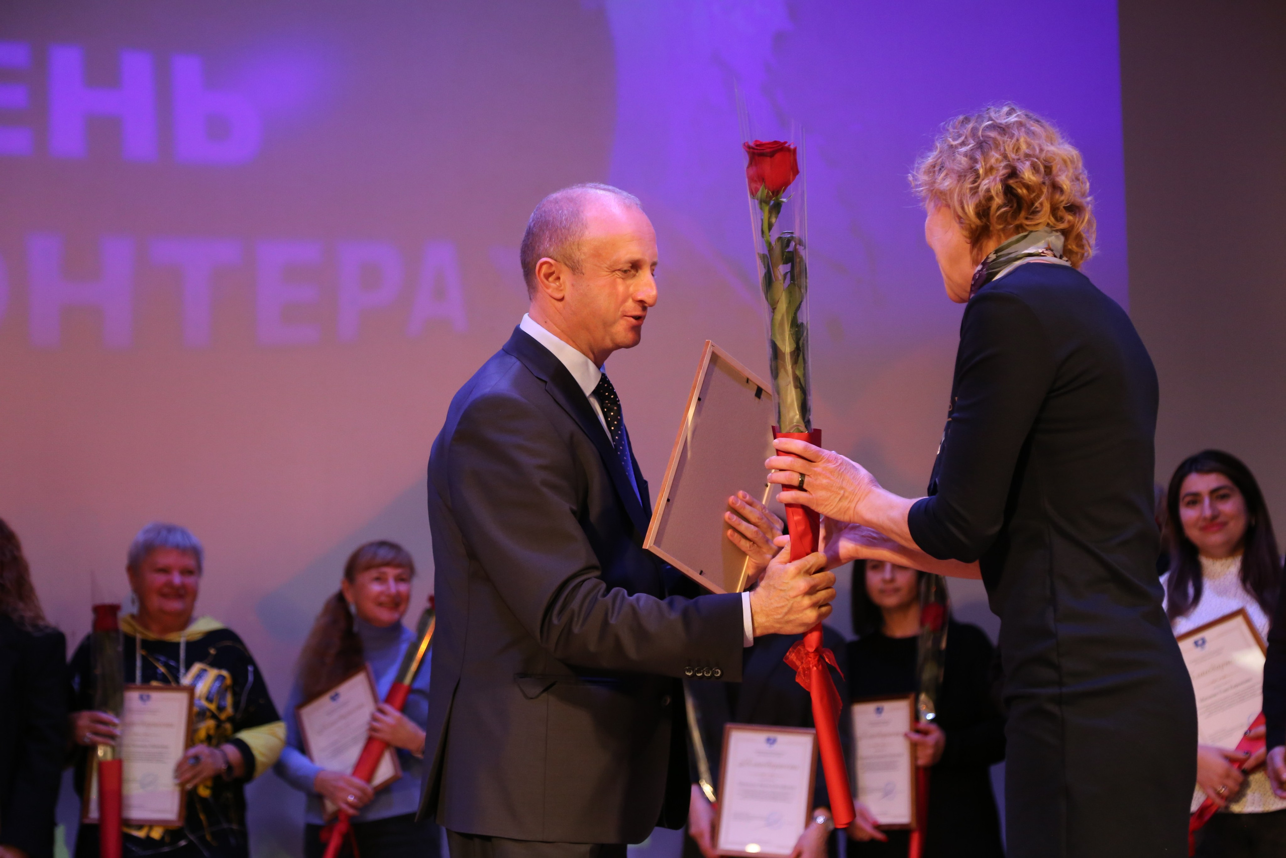 День Волонтёра. Жизнь курорта Кабардинка в фотографиях