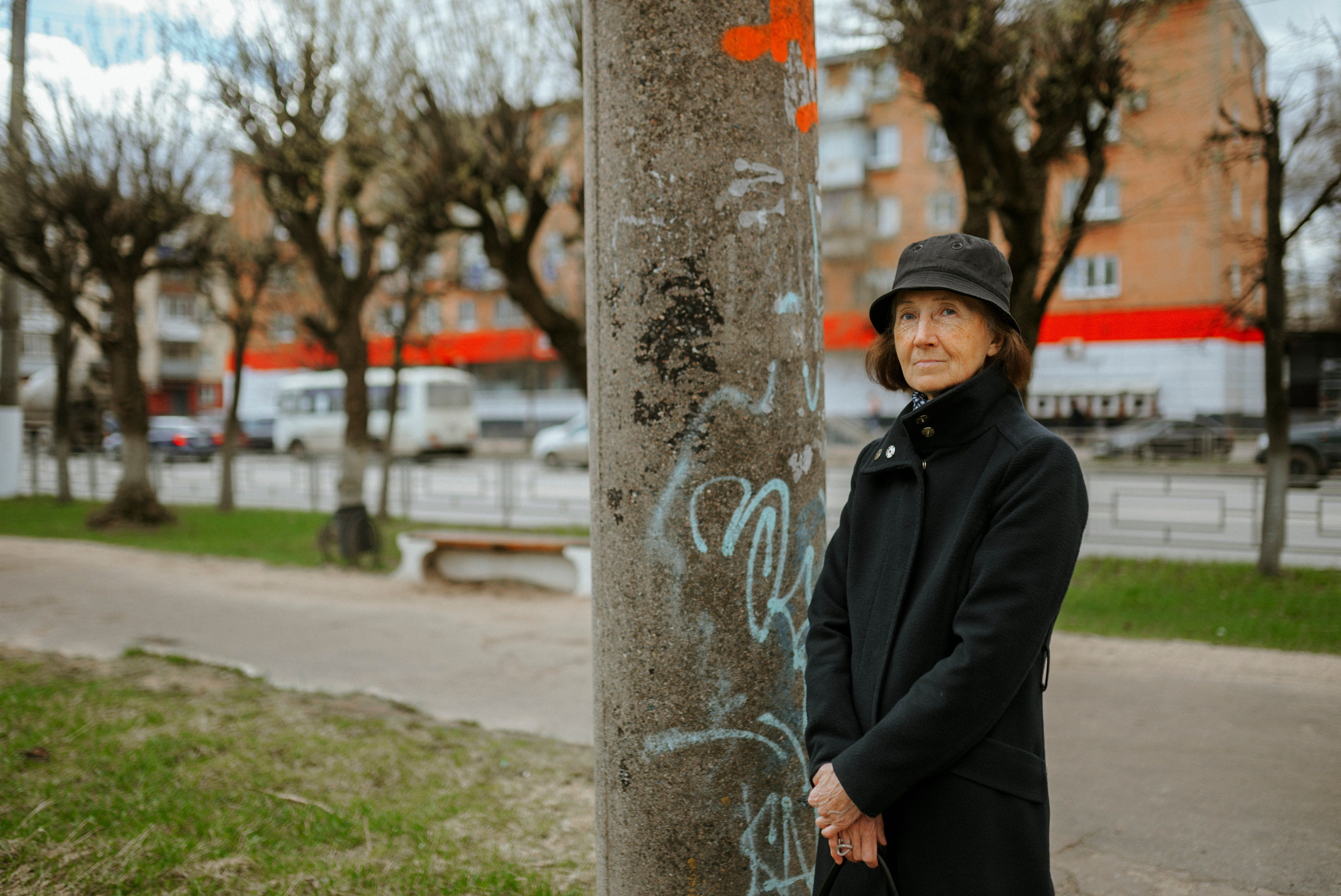 2024. Стрит-фотография, полная абсурда, идиотизма и красоты