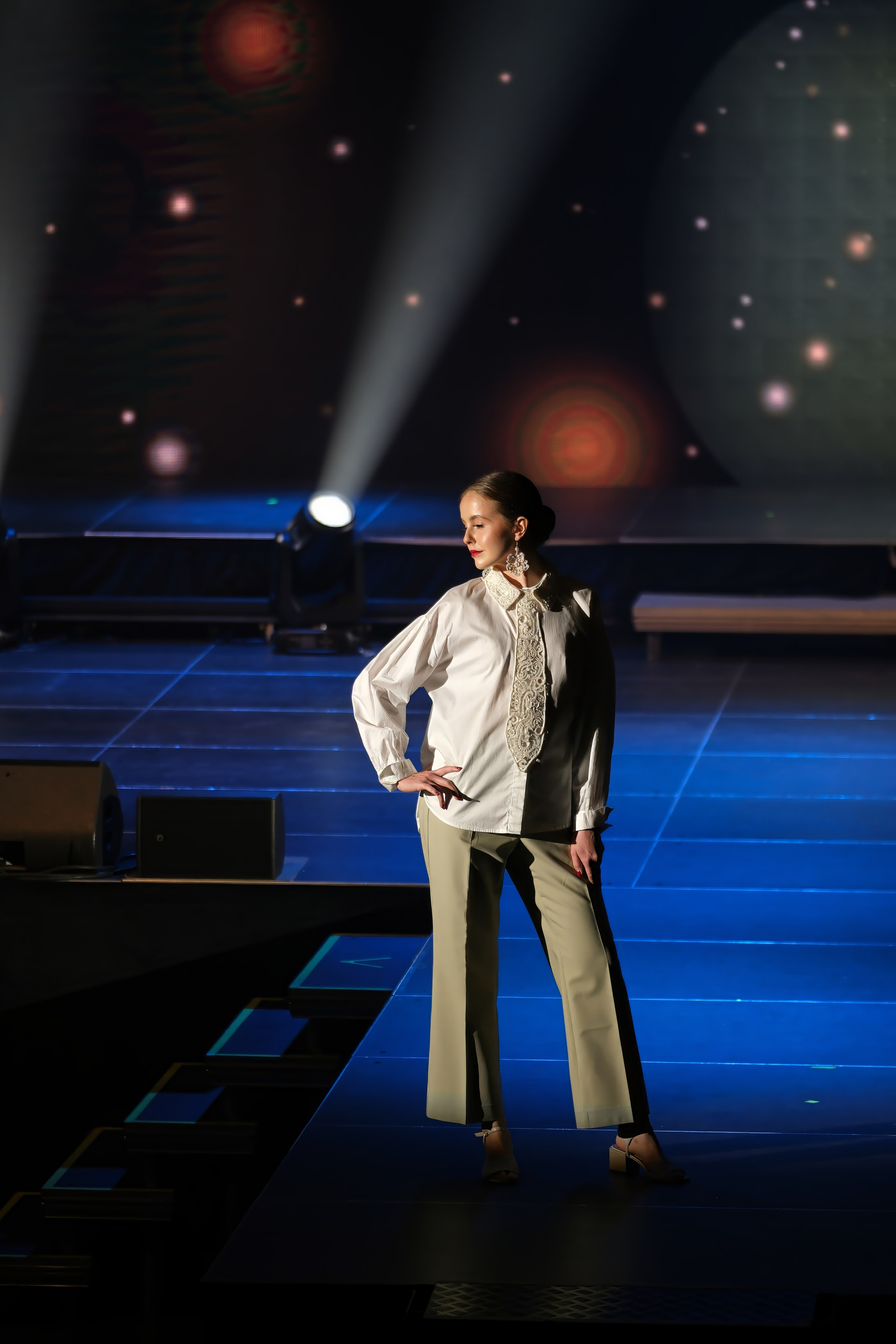 Подиумный спектакль «Стиль Надежды». Добро пожаловать в студию «Цифровой скульптор»  где искусство встречается с технологиями!