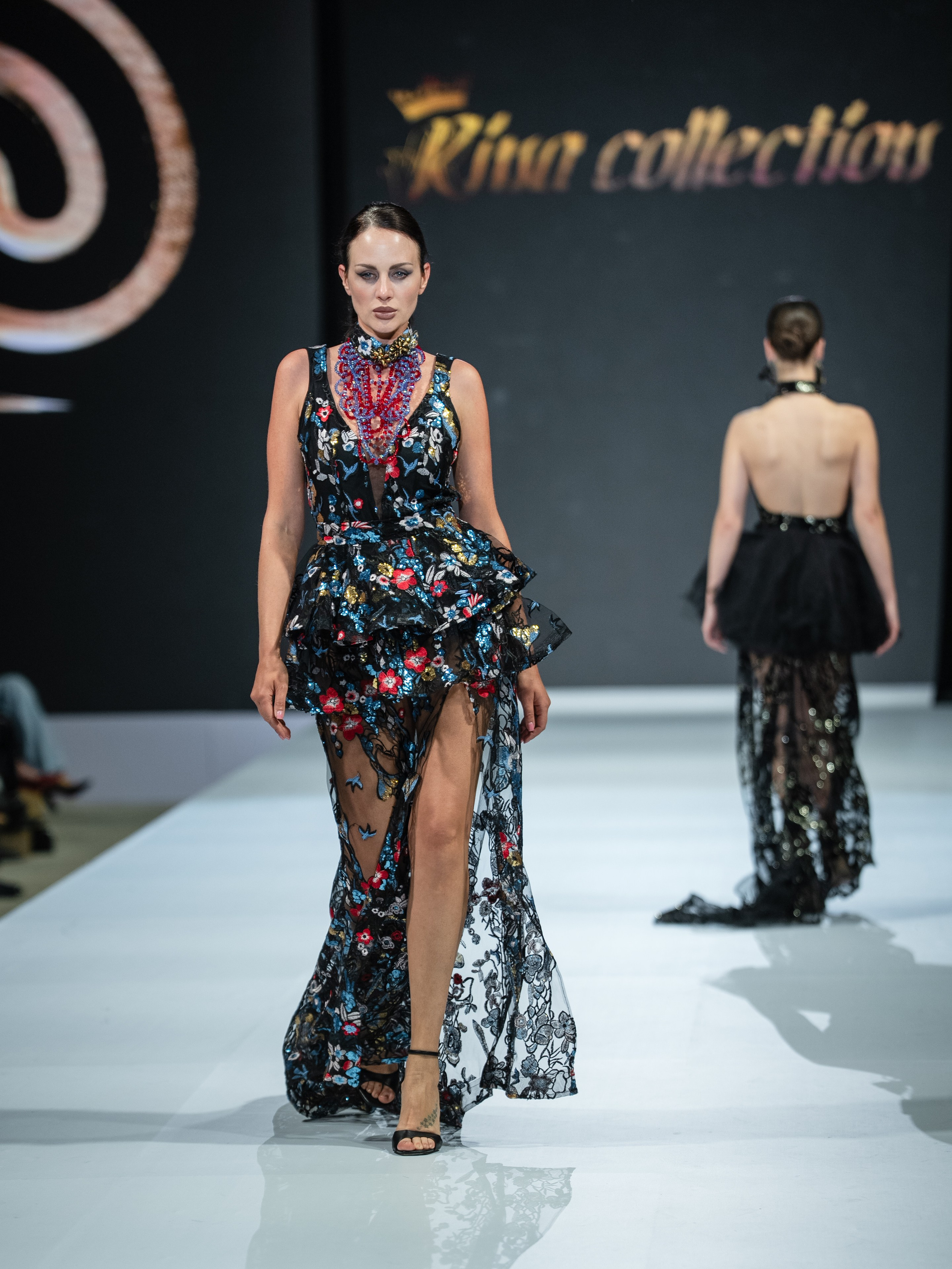 EURASIAN FASHION WEEK Rina Collection. Сайт Алматинского НЮ АРТ, будуар и фэшн фотографа Дениса Карпенко
