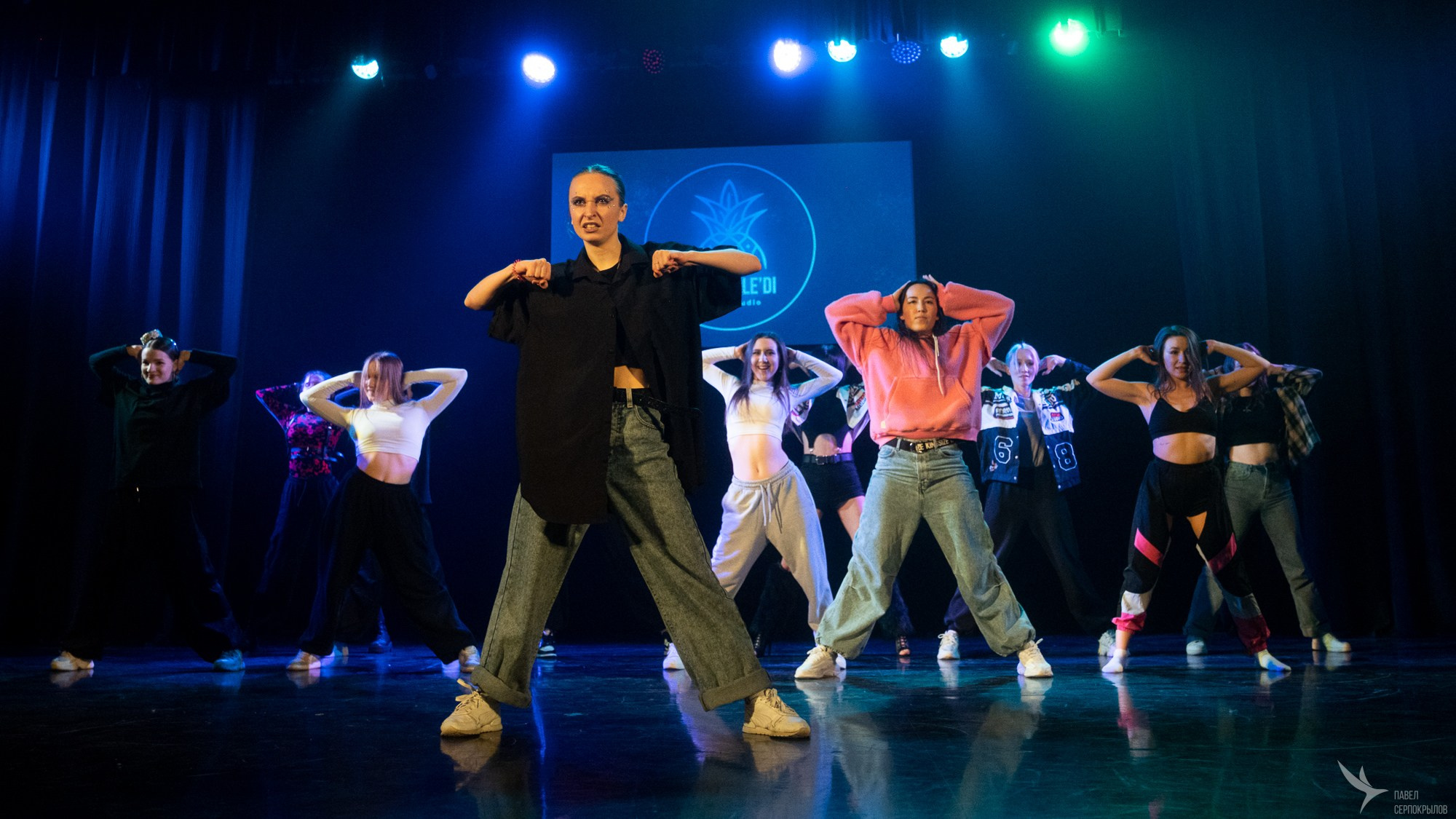 Pineapple'di_dance. Репортажный фотограф в Казани Павел Серпокрылов