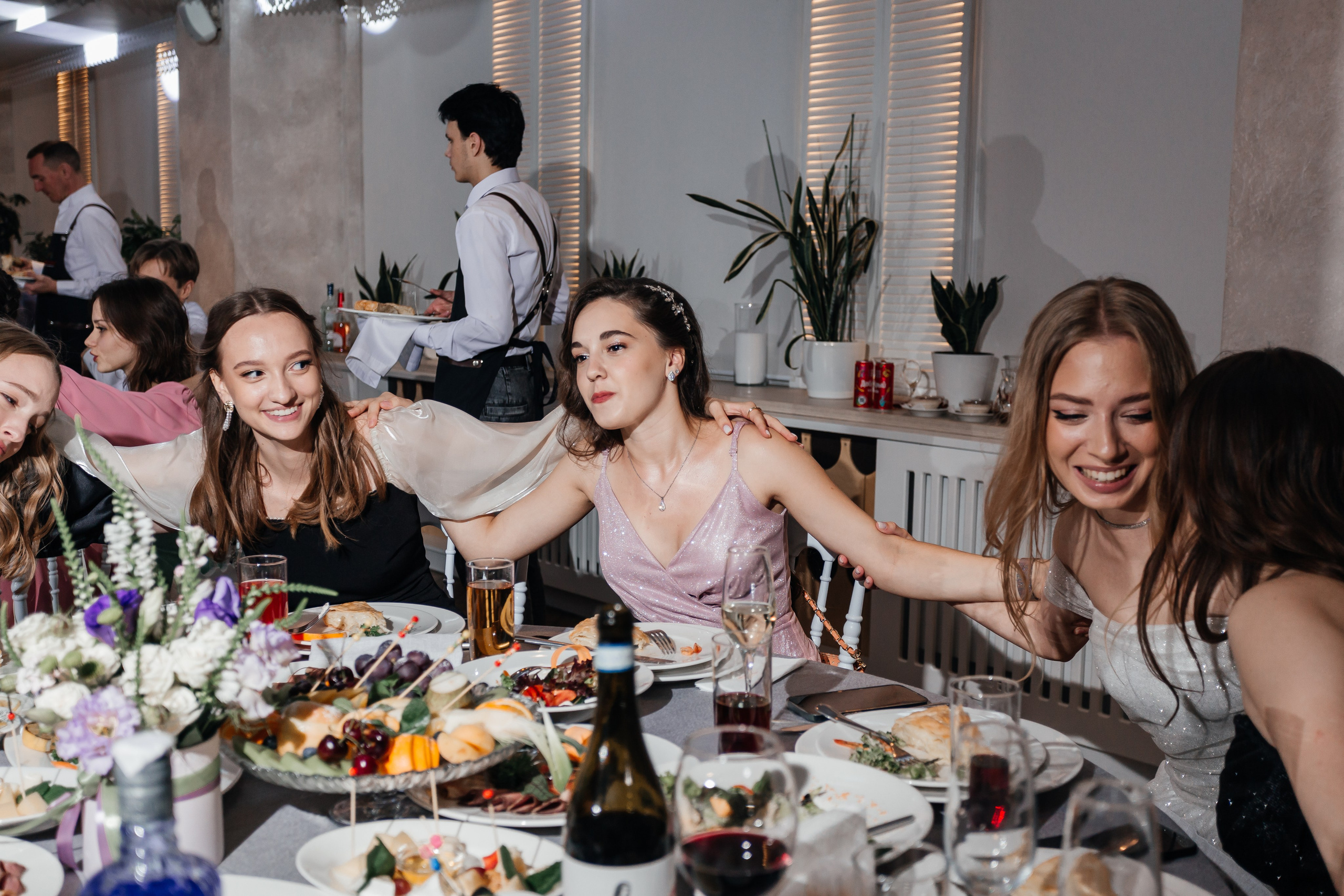 Выпускной 11 «А». Школа № 42. Свадебный фотограф в Краснодаре Николай Крауз