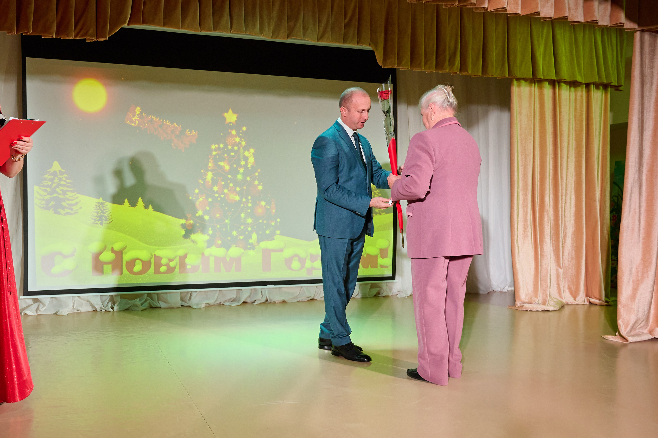 НОвогодний концерт. дк Виноградный. Жизнь курорта Кабардинка в фотографиях