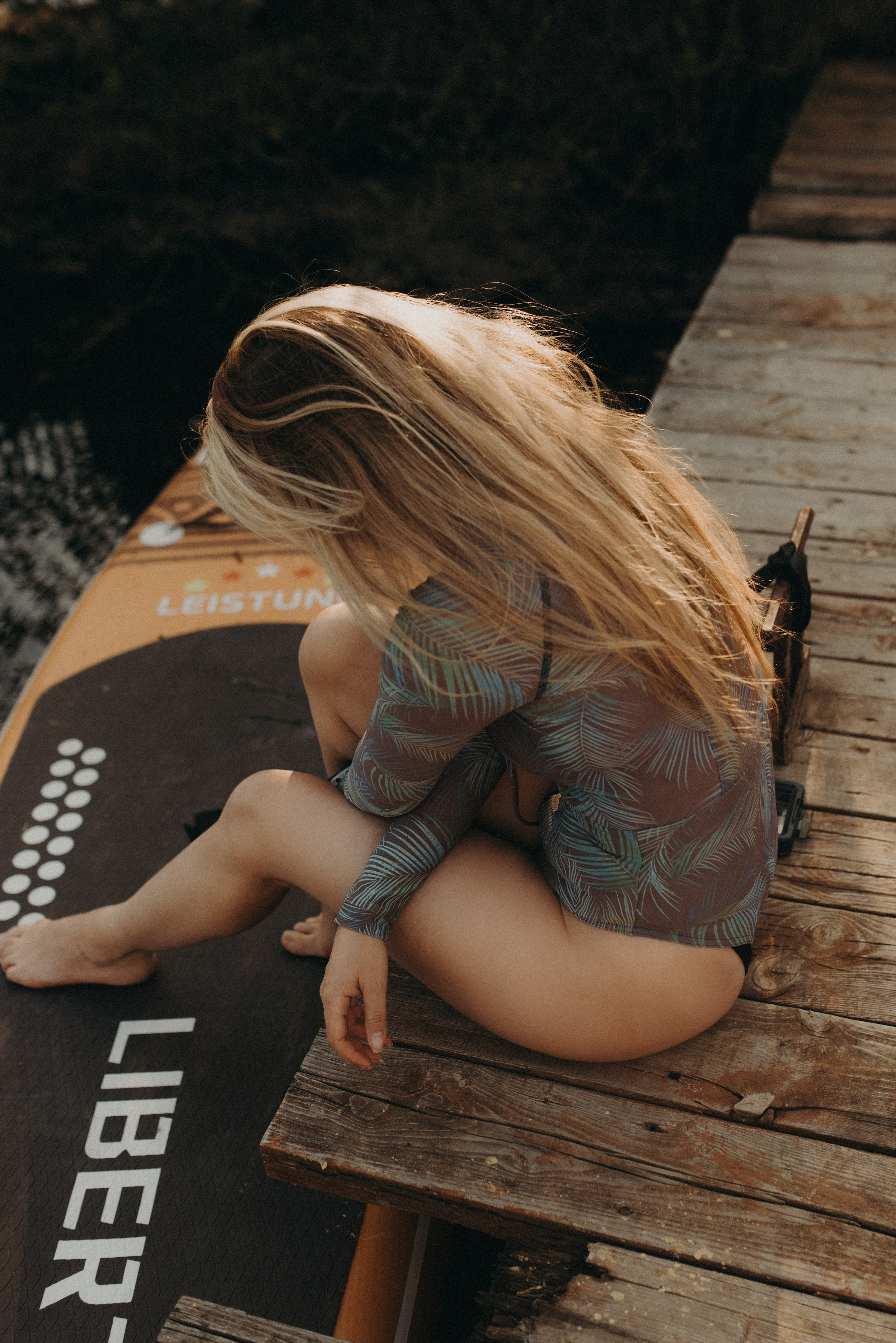 Шалаш среди леса. Главная