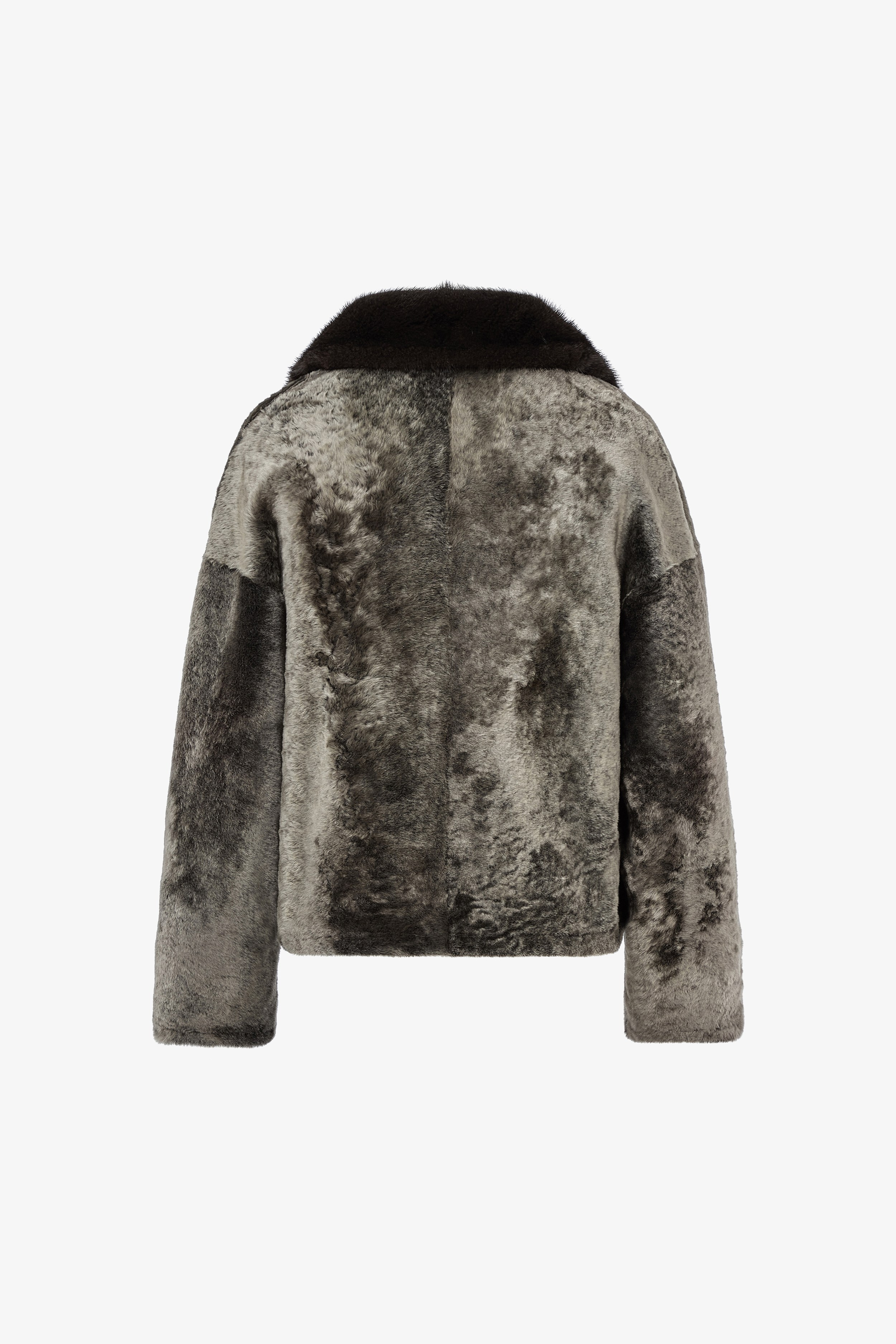 Ретушь фотографий курток и пуховиков | Студия SVITHART