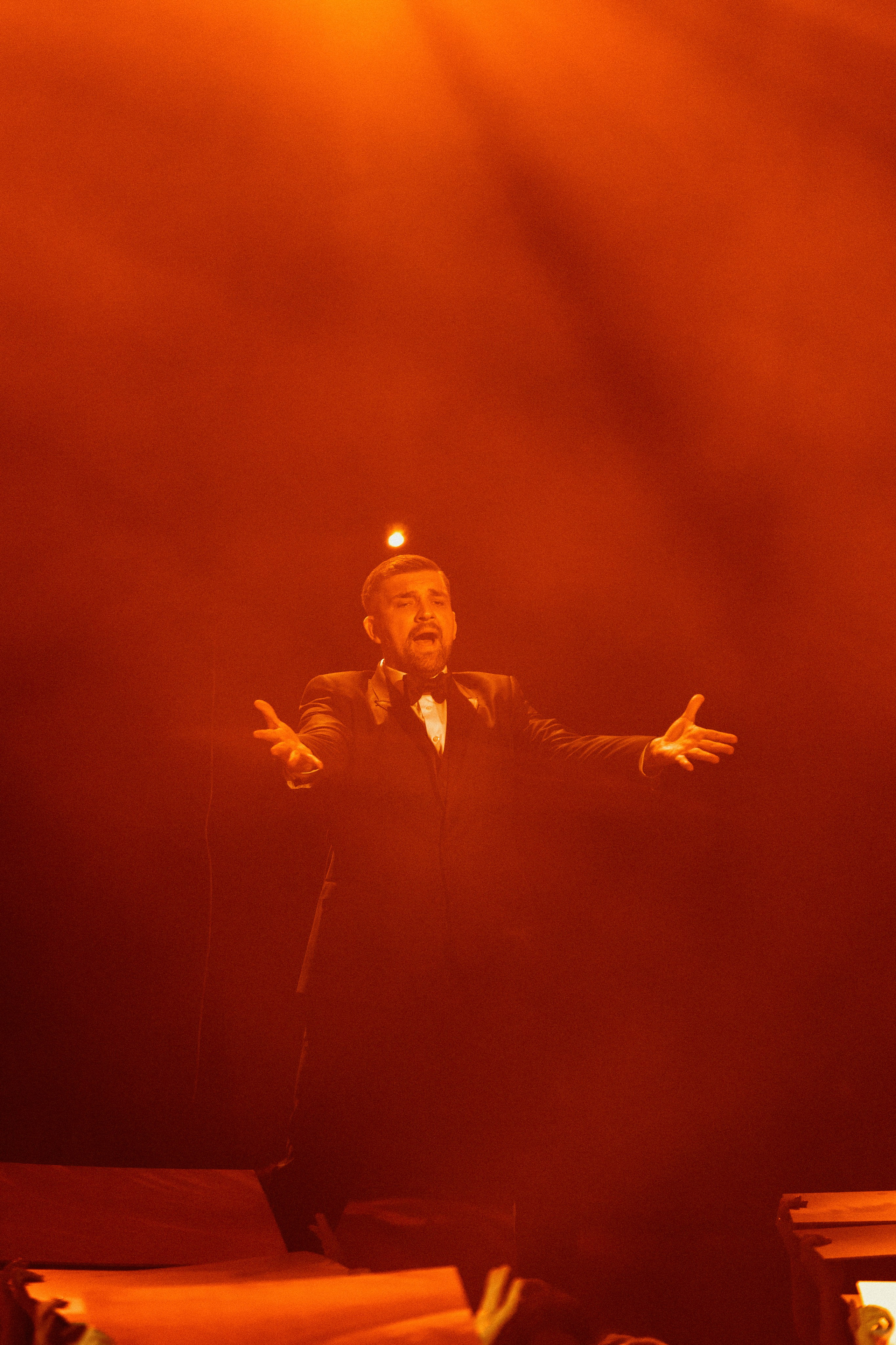 Олег Левин — профессиональный концертный и бэкстейдж фотограф в Москве