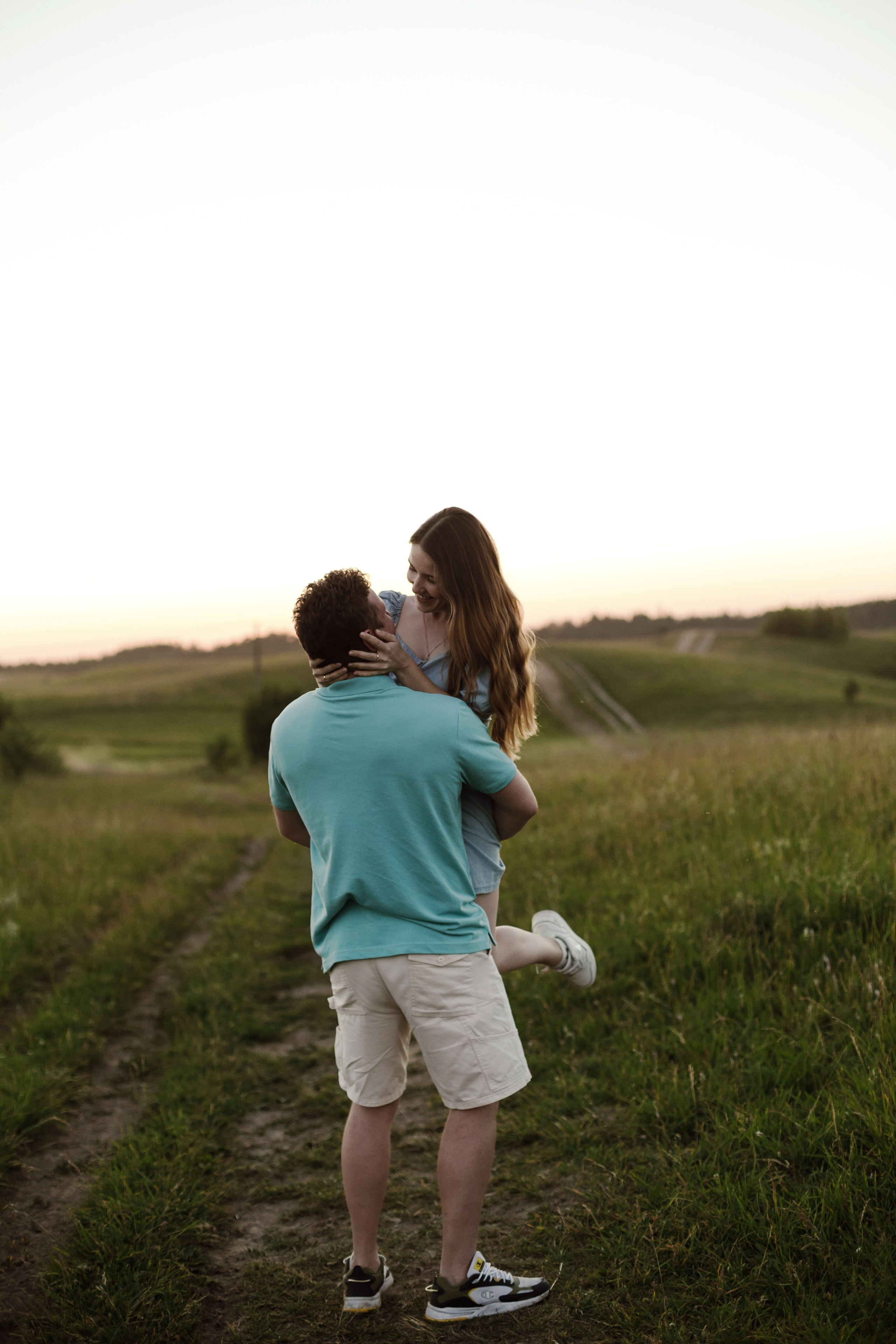 Колтушские высоты — Марина и Сергей. Портретный фотограф в Санкт-Петербурге Элина Ситникова