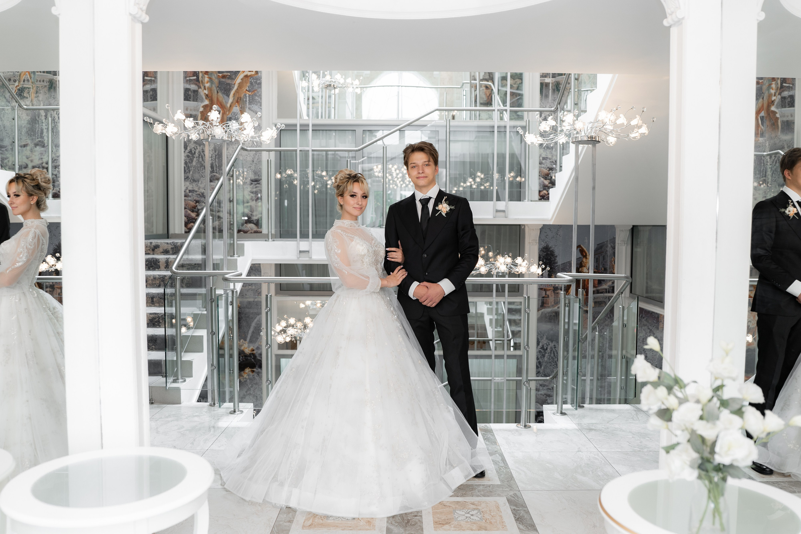 Свадебная фотосессия а загсе Петергофа.