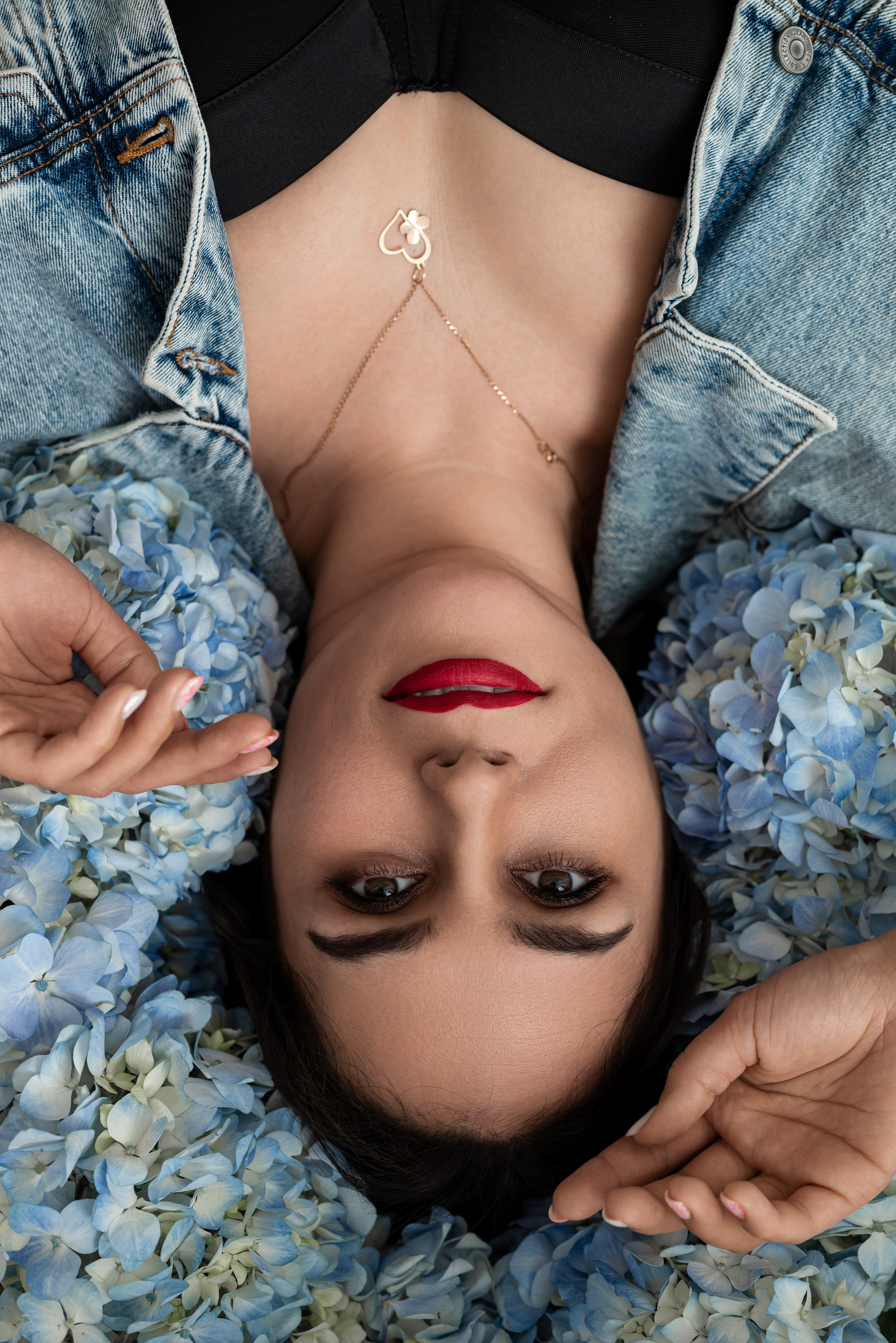 Фотопроект с голубыми гортензиями. Фотограф в городе Салават