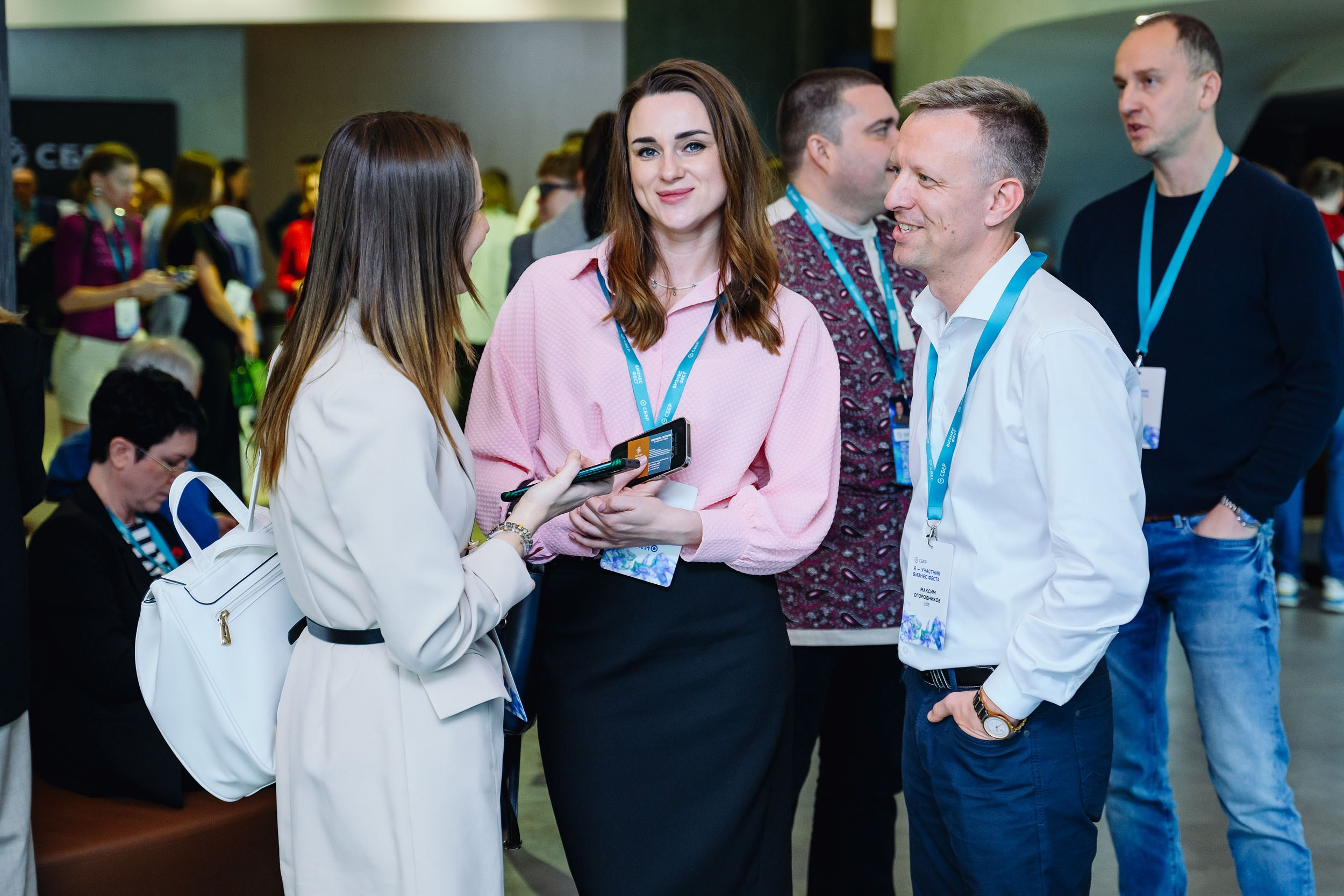 СБЕР Бизнес Фест. One Media Life: фоторепортажи, фотоотчеты с мероприятий и заведений