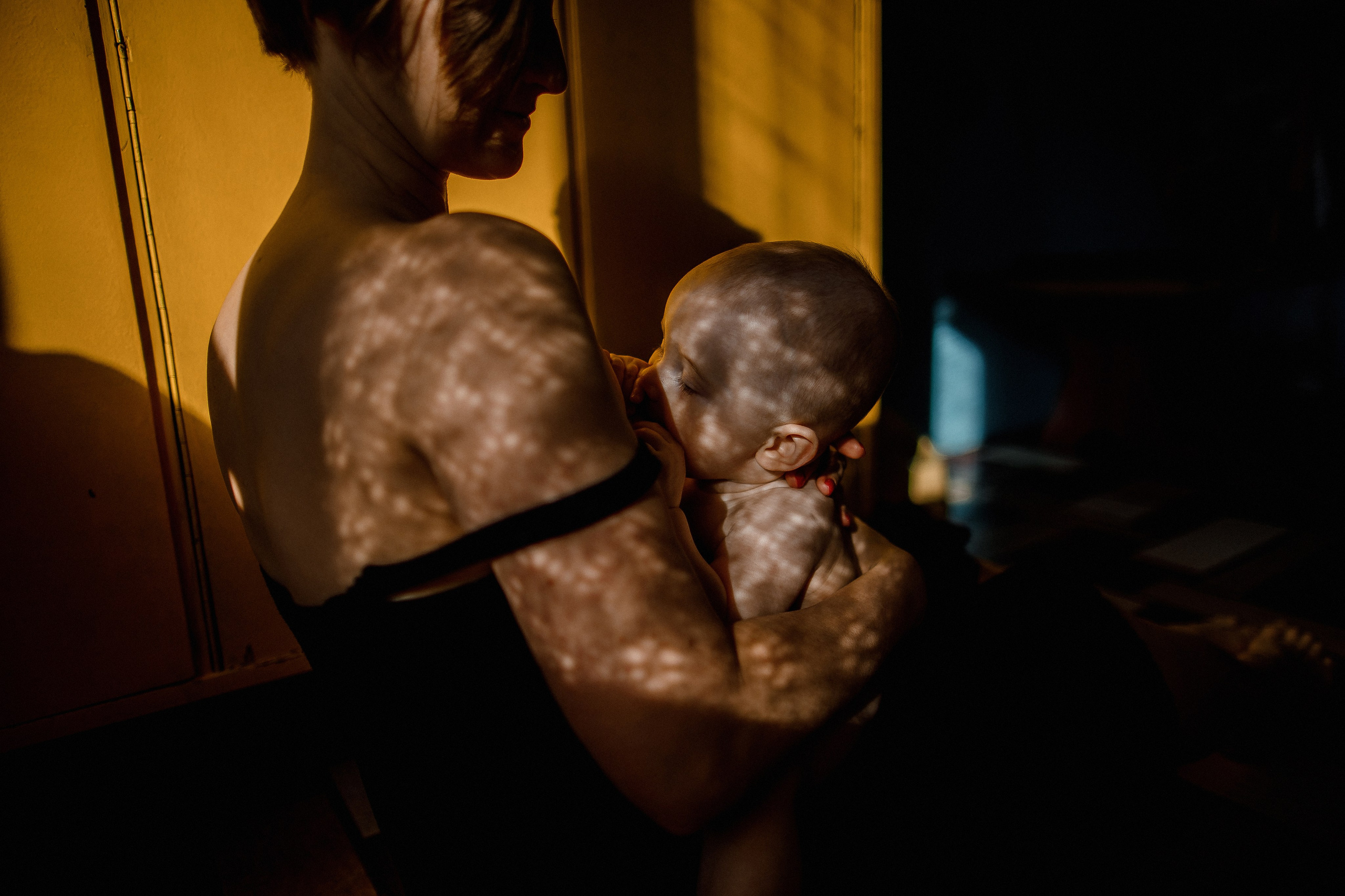 Грудное кормление. Фотограф материнства и таинства кормления Екатерина Кузьмин