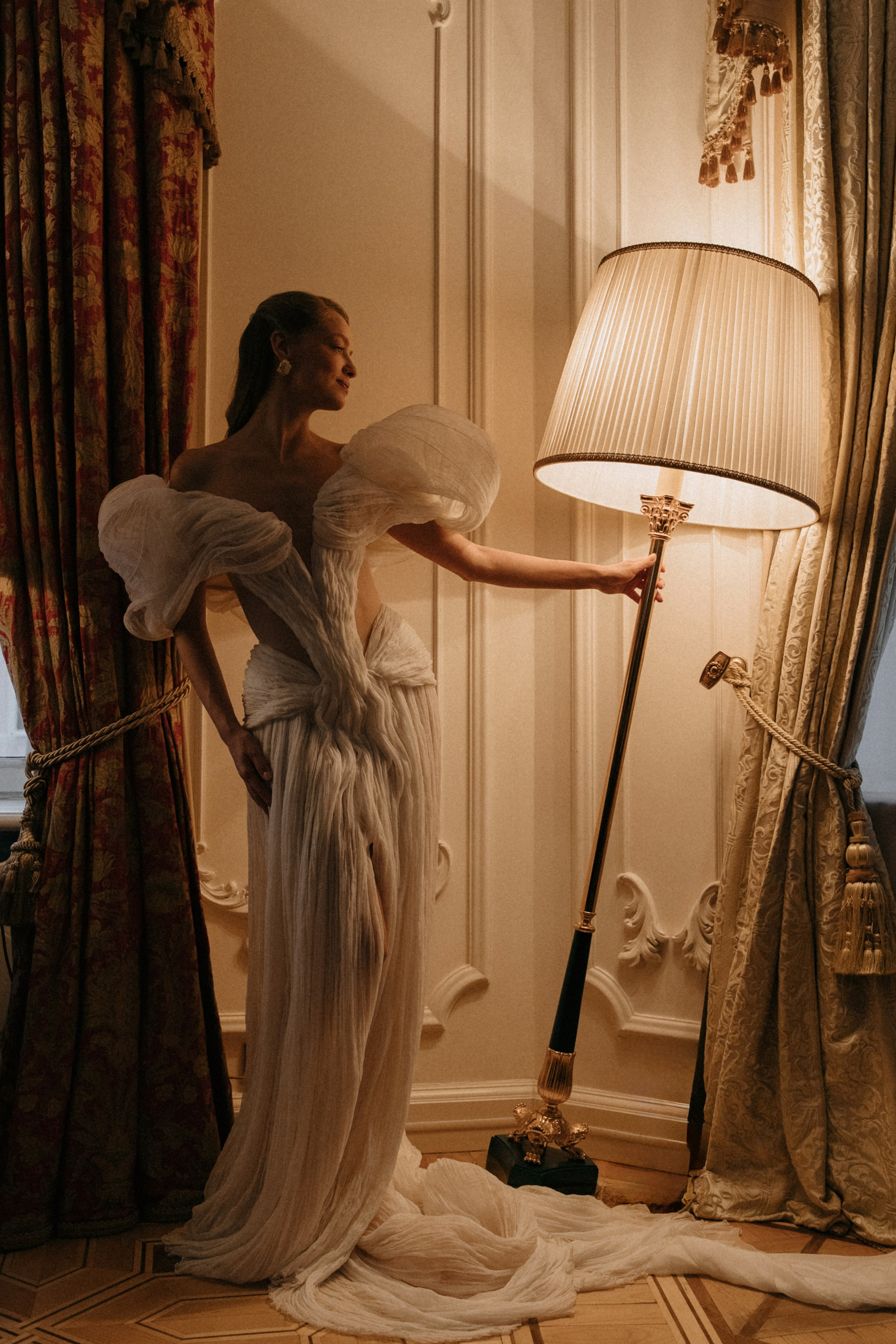 Свадебная фотосъемка в отеле Савой. Свадебный фотограф Москва