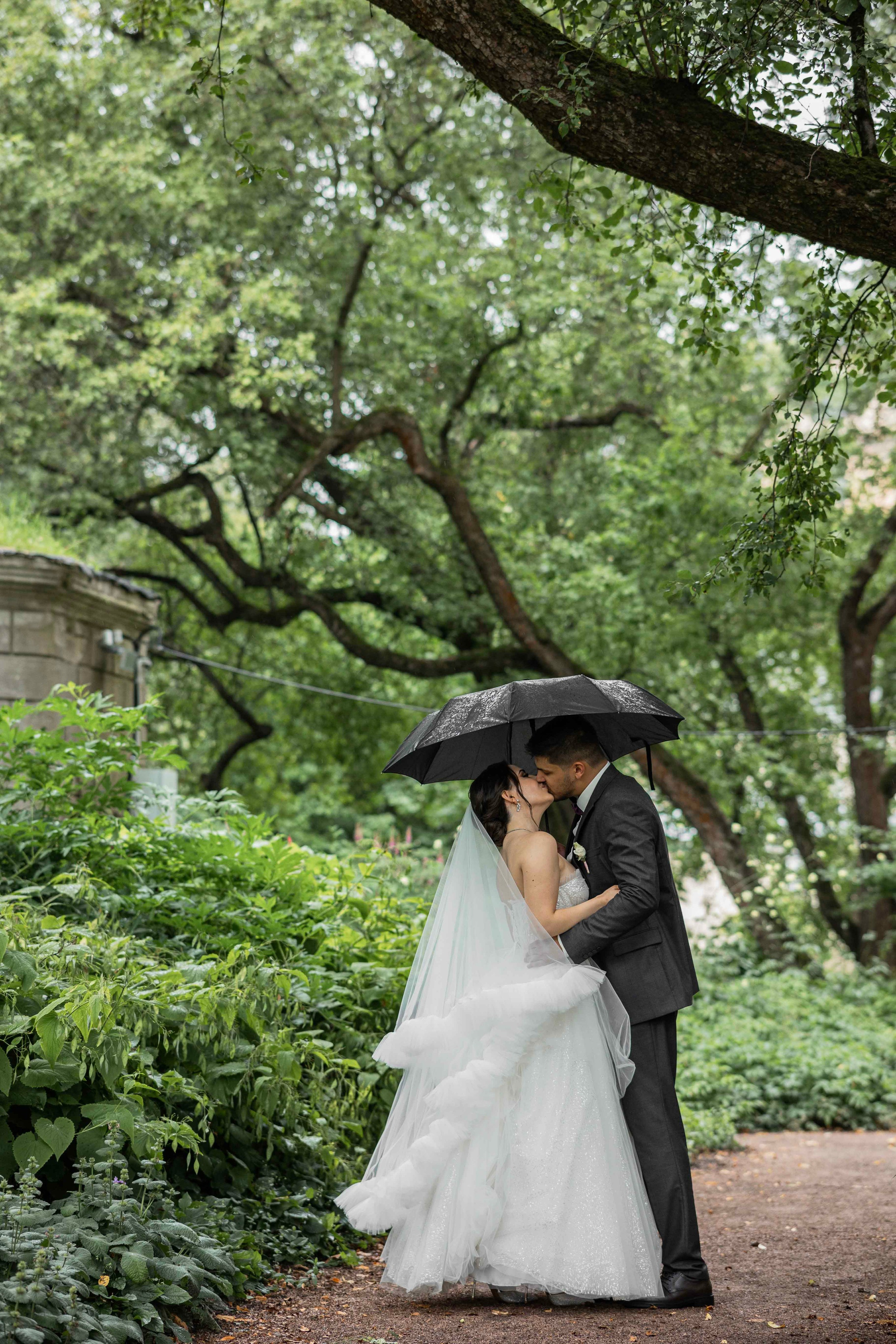 Wedding photographer Saint-Peterburg — живые свадебные фотографии. Pozdnishevkirill
