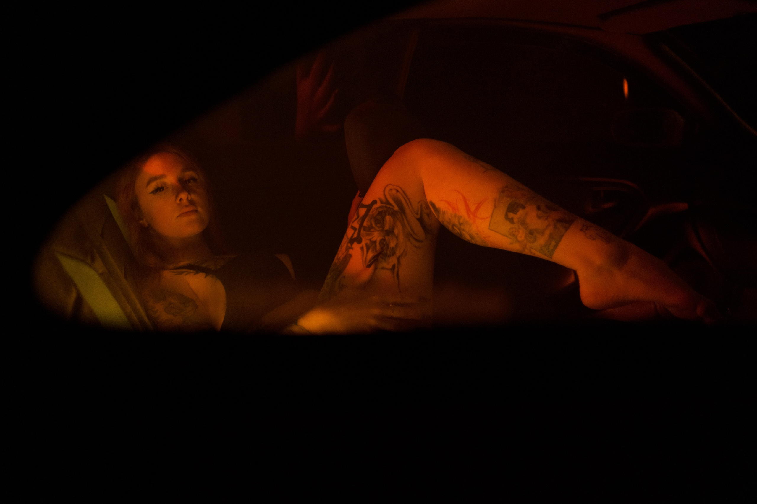 Вика и машина. Фотограф Коробова Екатерина