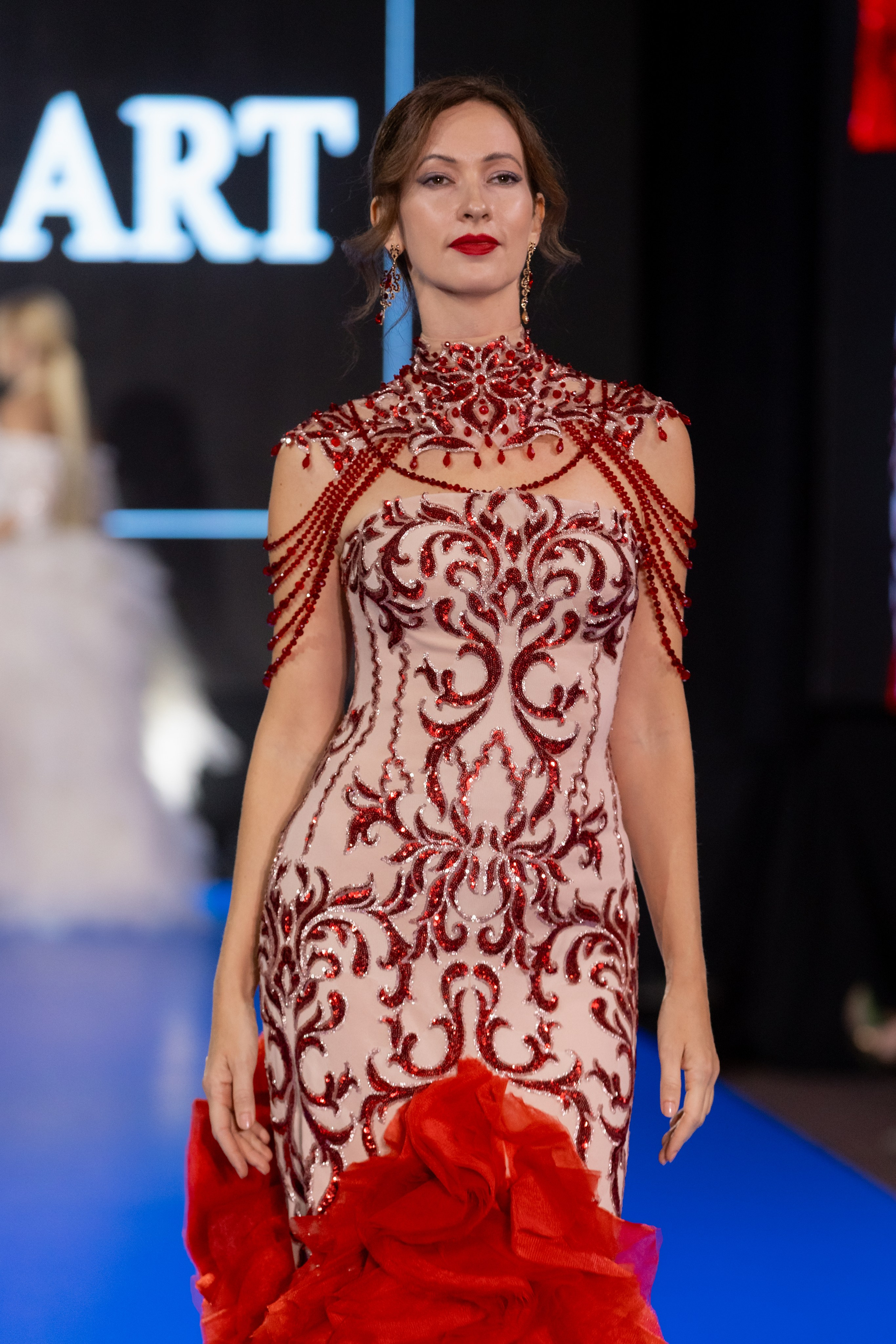 Подиум Volga Fashion Show 2025 в Ростове-на-Дону. Фотограф в Ростов-на-Дону Виктория Савчук