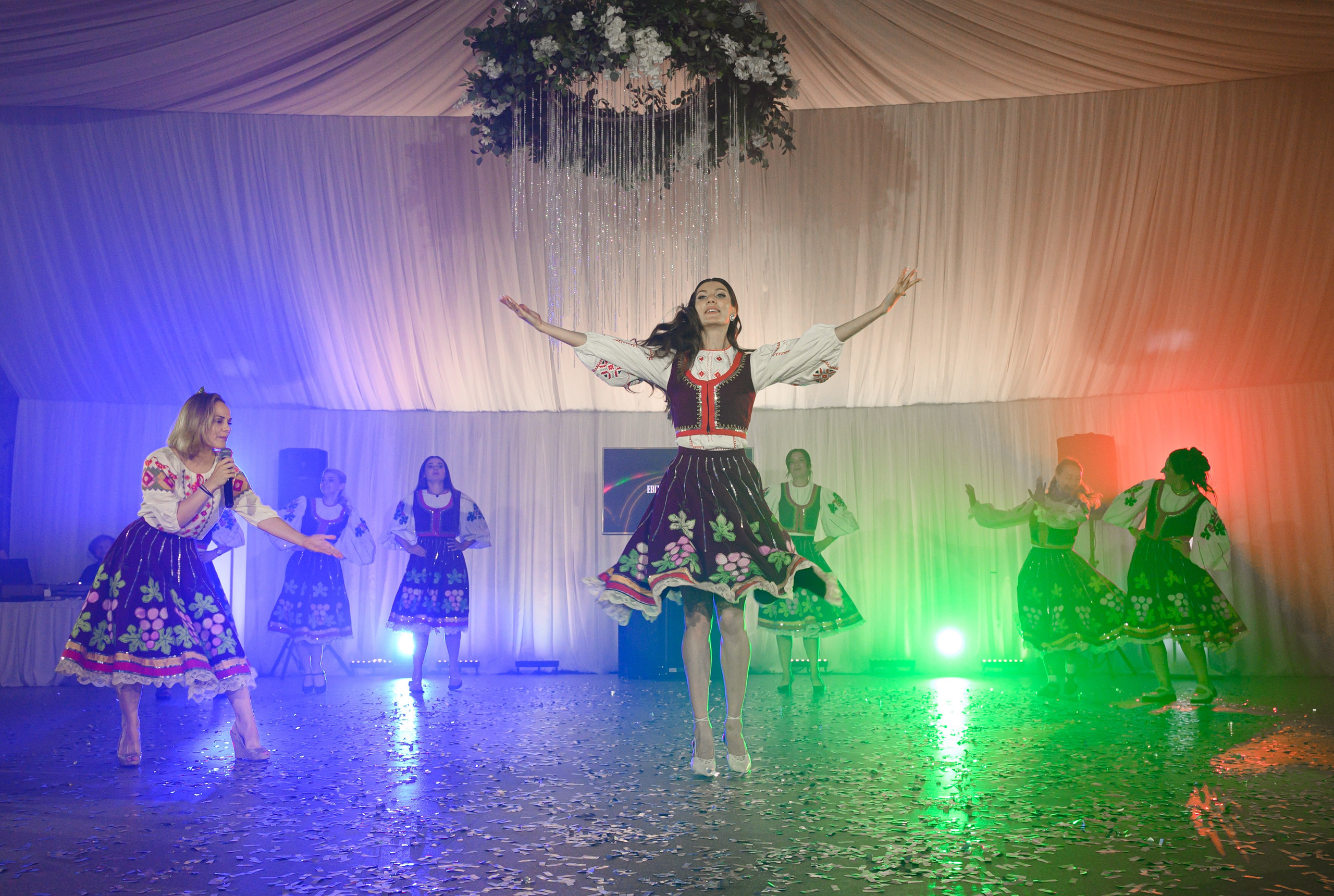 Женя & Марина, Загородная Свадьба на берегу озера. Свадебный фотограф Тюмень Анастасия Битная