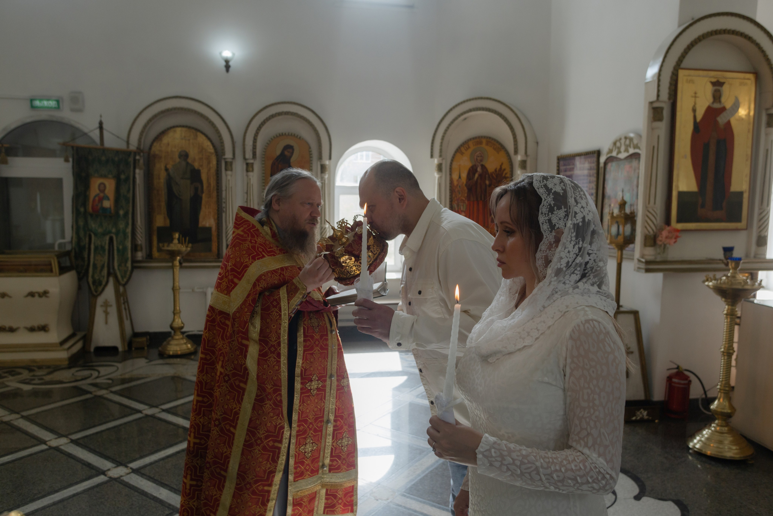 Венчание (Храм святителя Иннокентия). Свадебный и семейный фотограф в Перми Дергачева Кристина