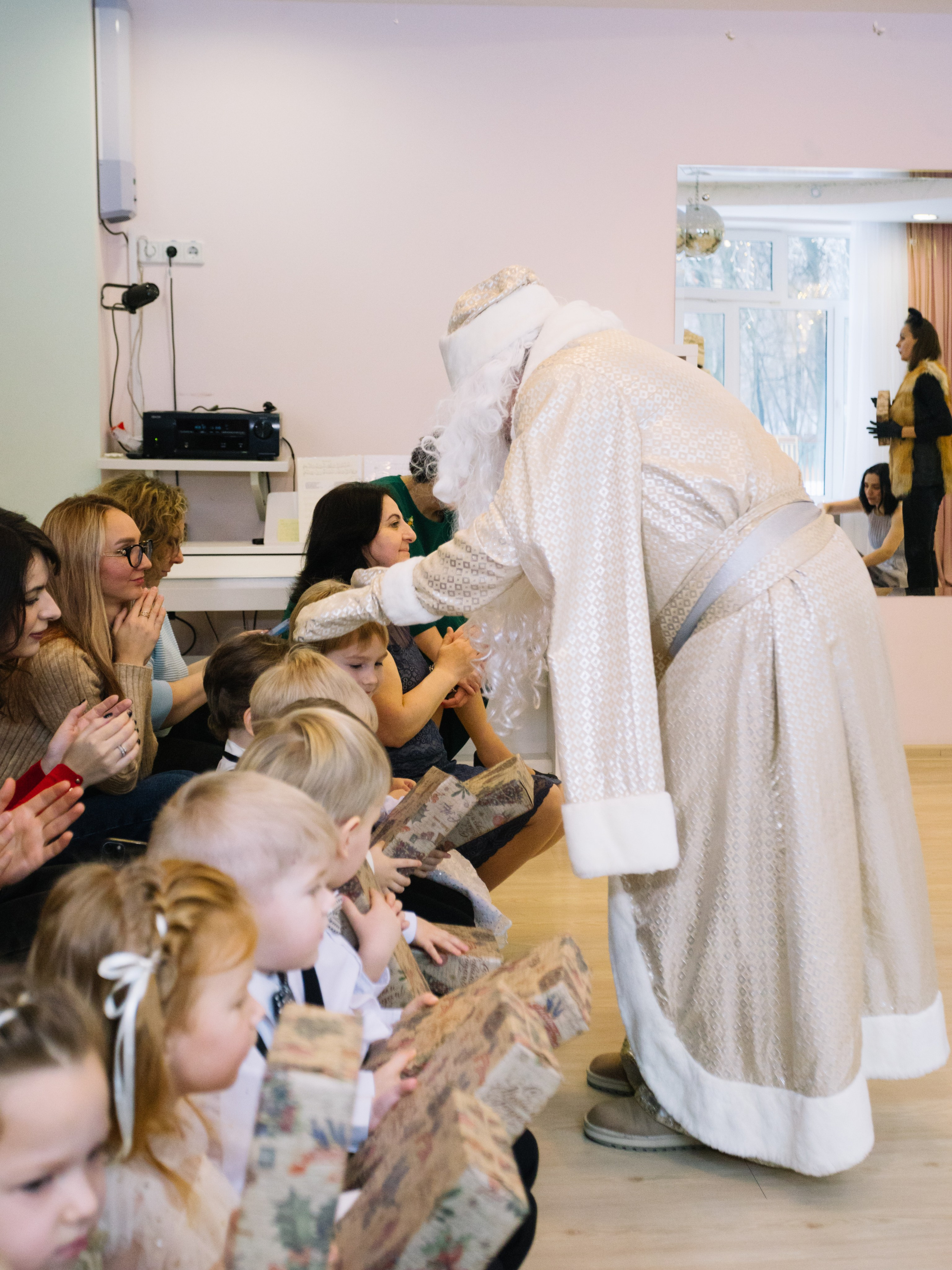 НОВОГОДНИЙ ПРАЗДНИК В МЛАДШЕЙ ГРУППЕ. Концертный и репортажный фотограф в Москве и Санкт-Петербурге Мария