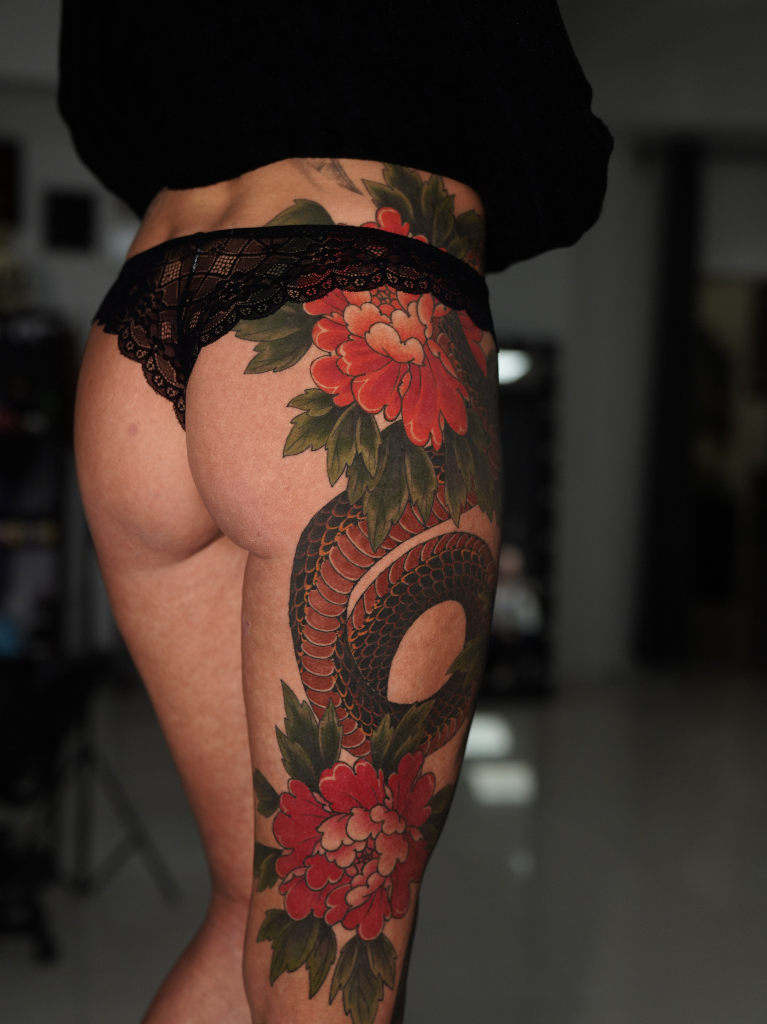 ЖЕНСКИЕ ТАТУИРОВКИ