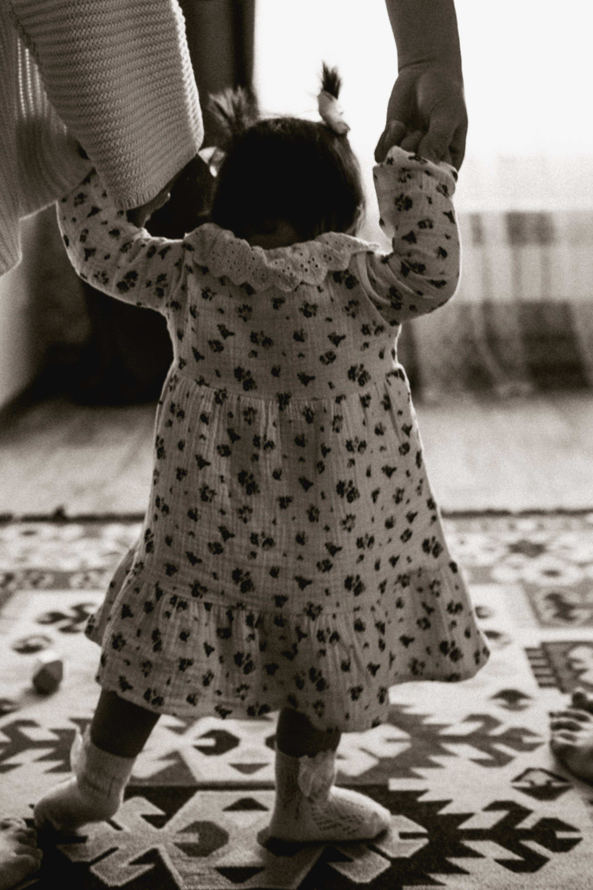 Семейные объятия в родных стенах. Семейный и свадебный фотограф в Саратове Катерина Оленская