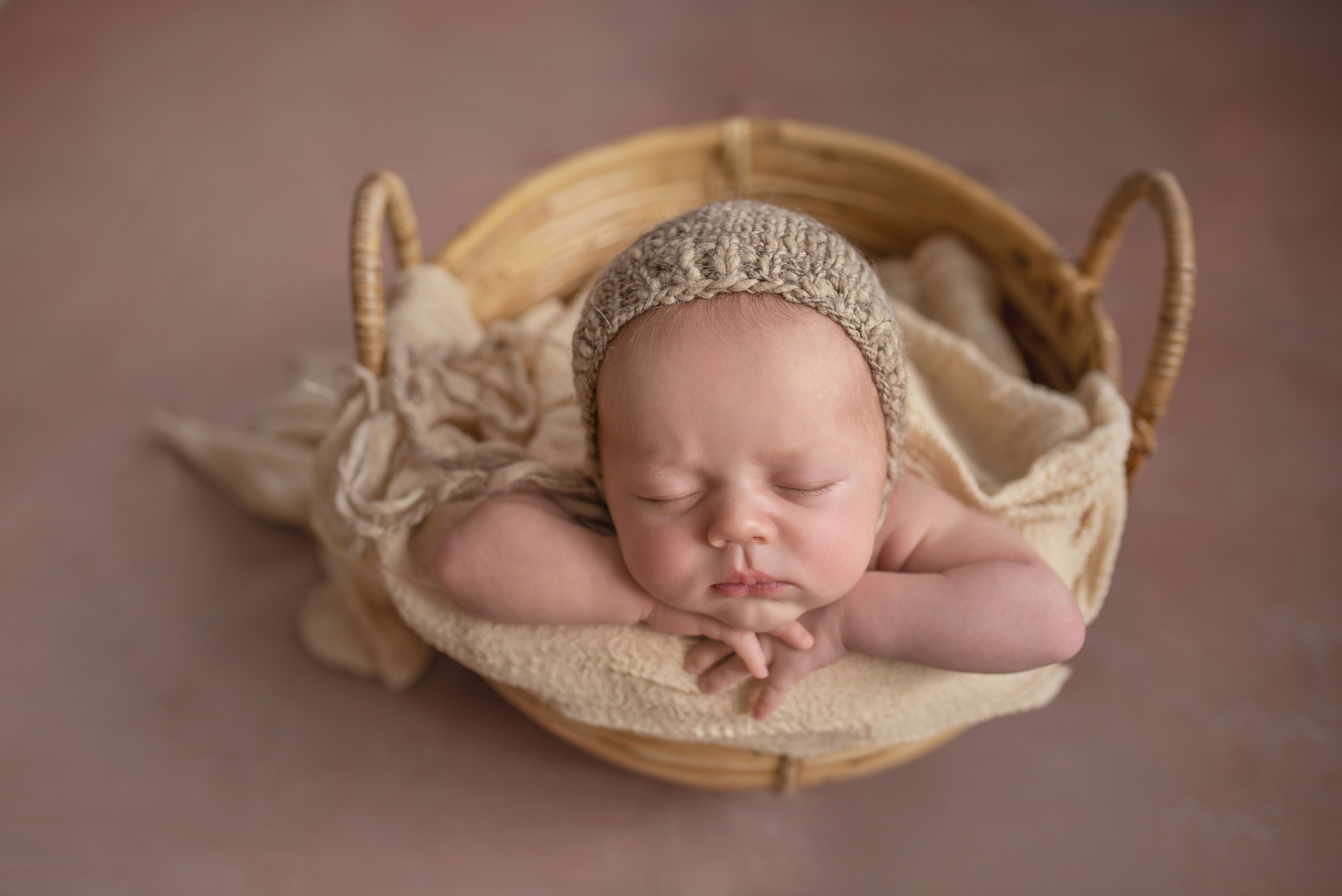 Соломон. Фотограф новорожденных в Уфе