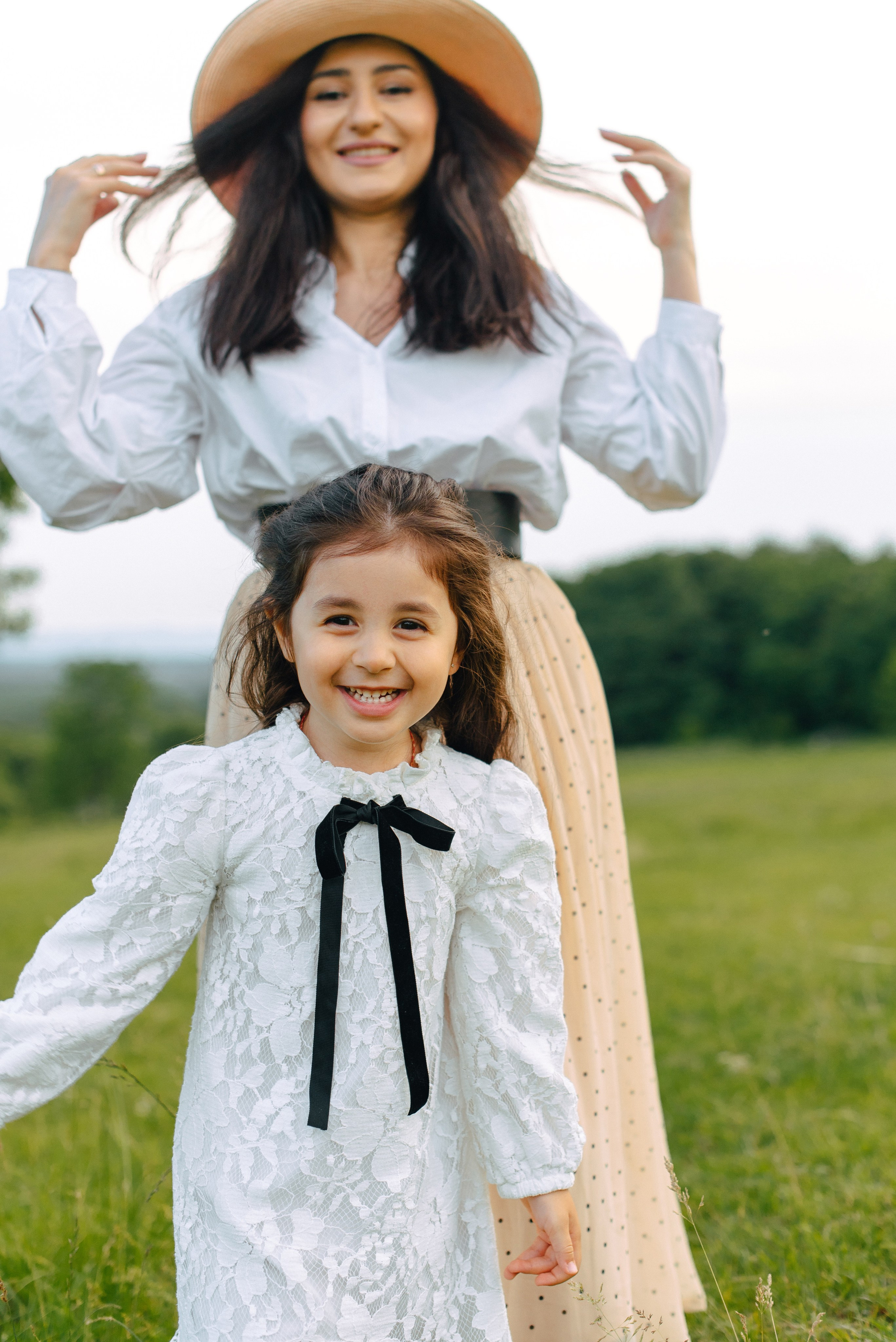 НА ЗЕЛЕНОМ ПОЛЕ. Шашкова Вероника / Свадебный и семейный фотограф Москва и Ярославль