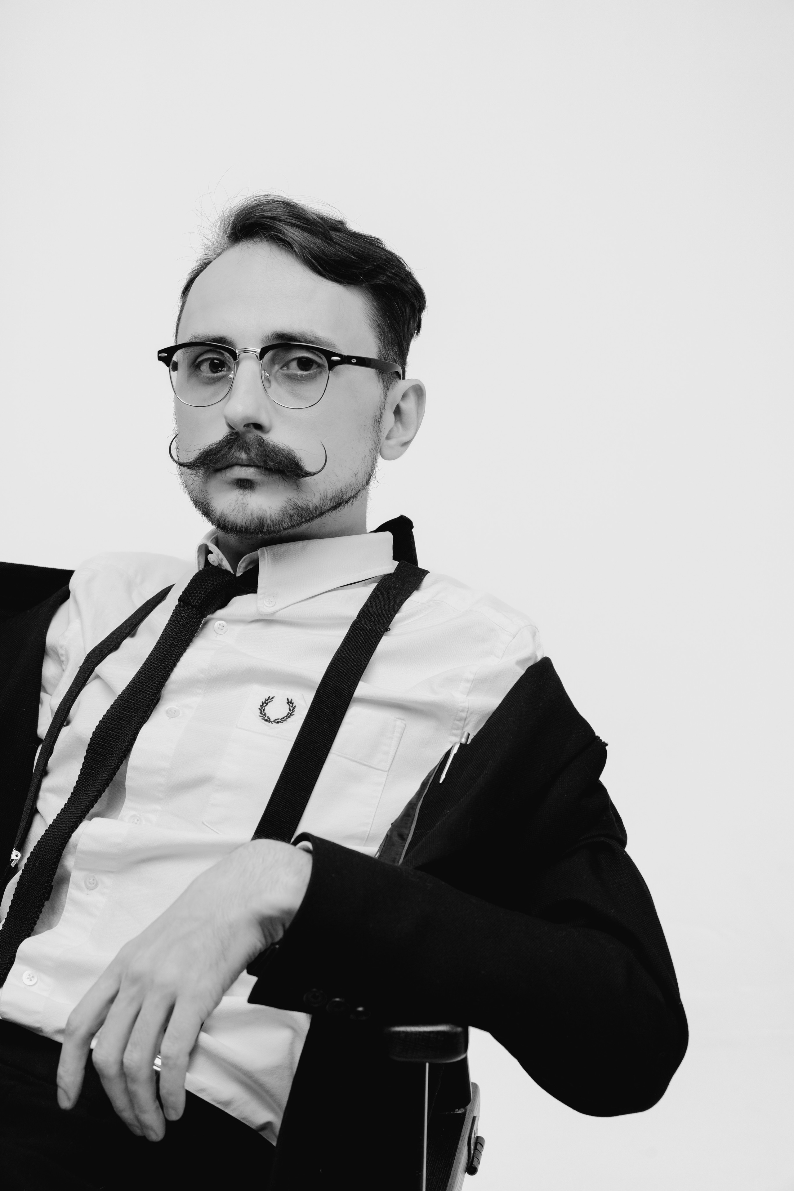 VASILY GURYANOV. Фотограф