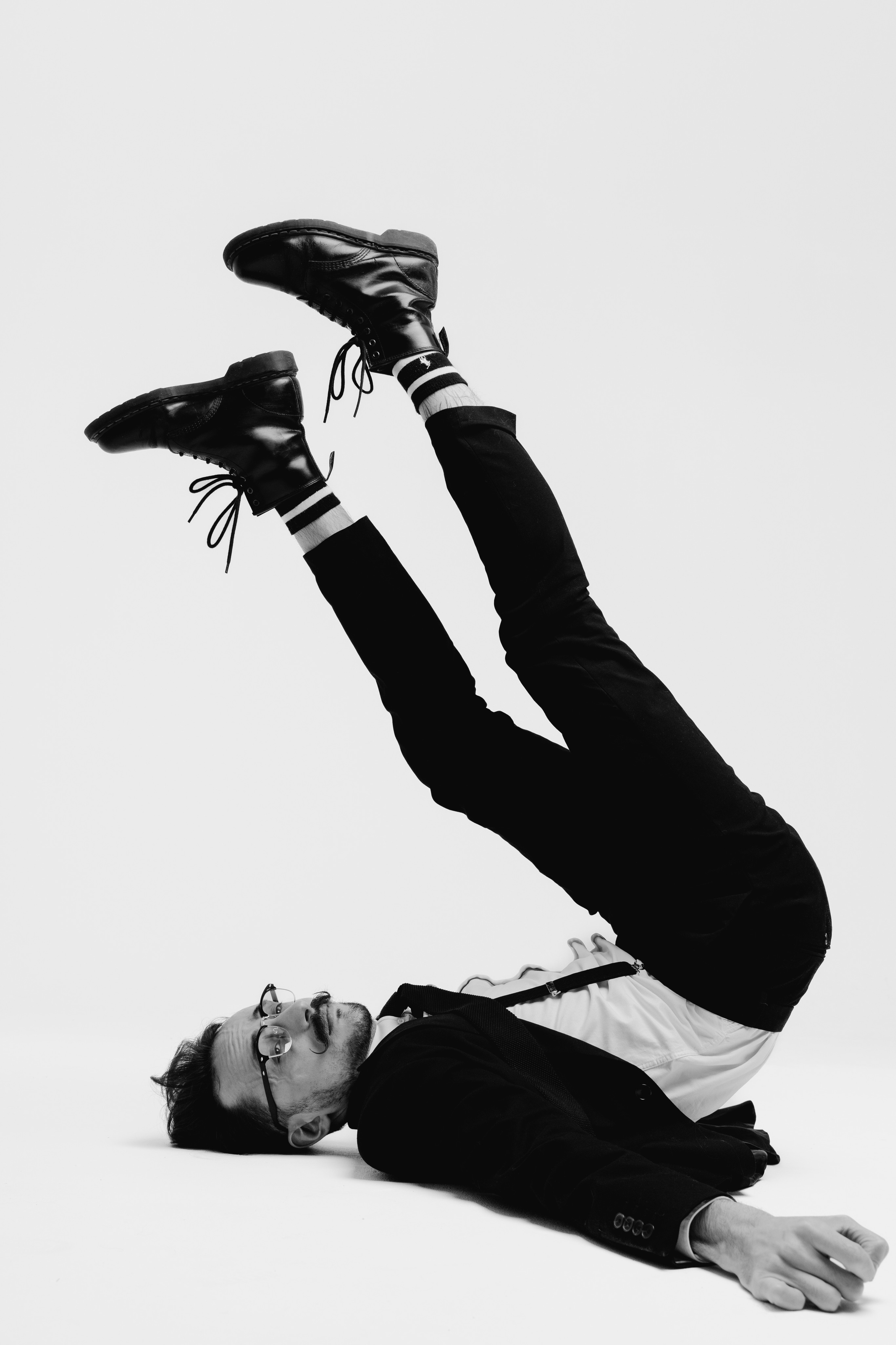 VASILY GURYANOV. Фотограф