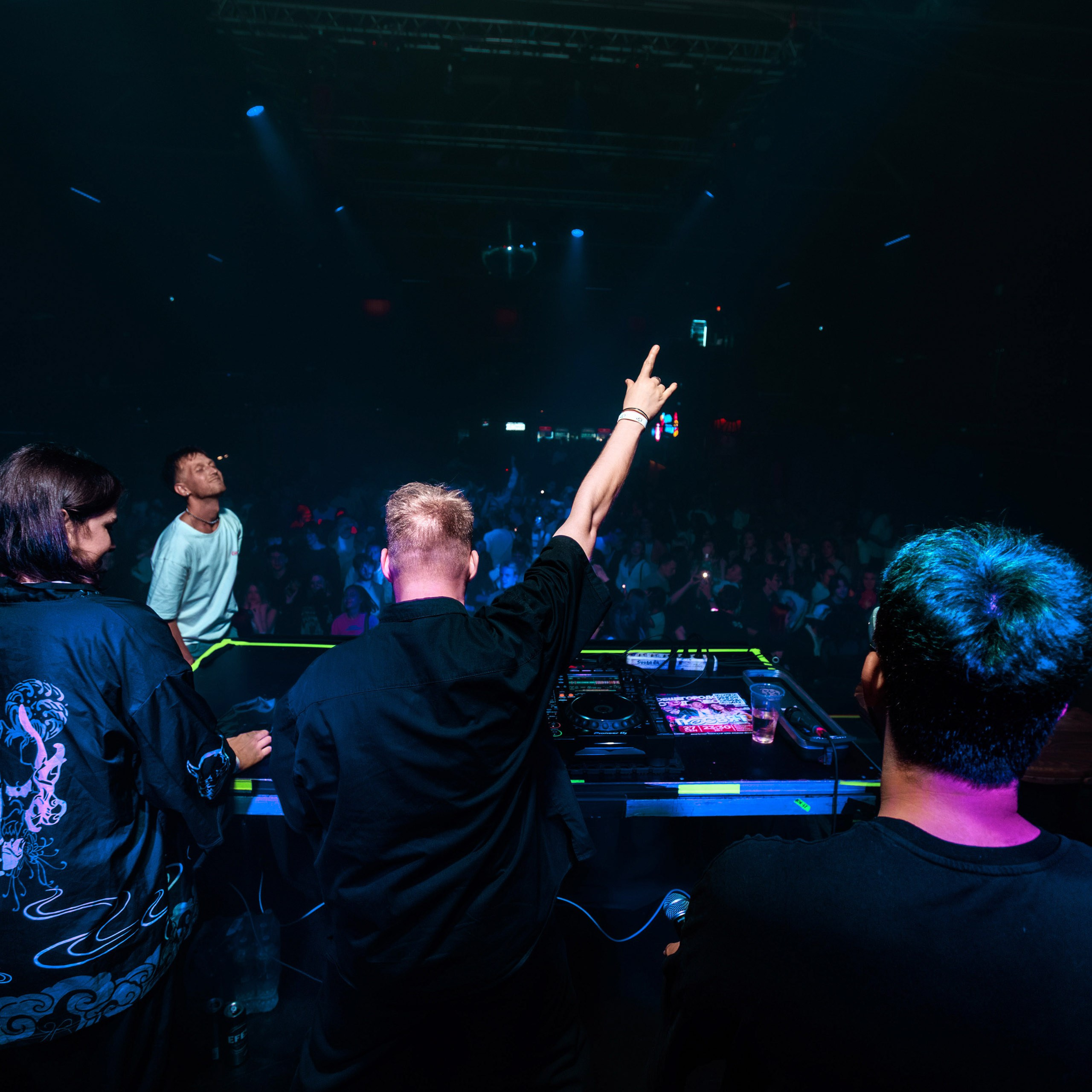 День первокурсника | Свобода. Репортажный фотограф Екатеринбург | Яркий, качественный репортаж | Концерты, клубы, репортаж, праздники, корпоративы