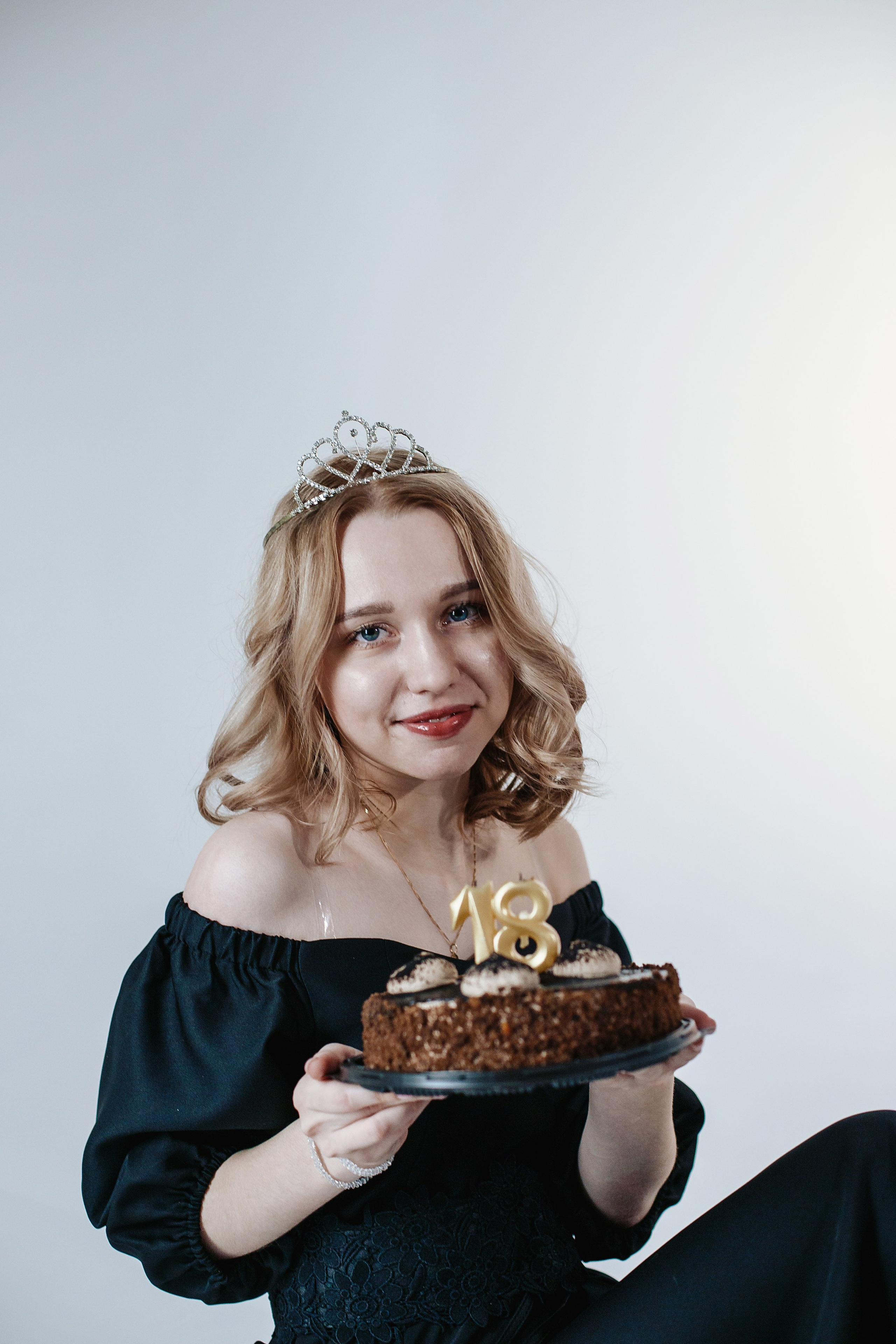 Студийная съемка для Виктории в день рождения. Выпускные альбомы Искитим, Бердск и Новосибирск Крюкова Елена