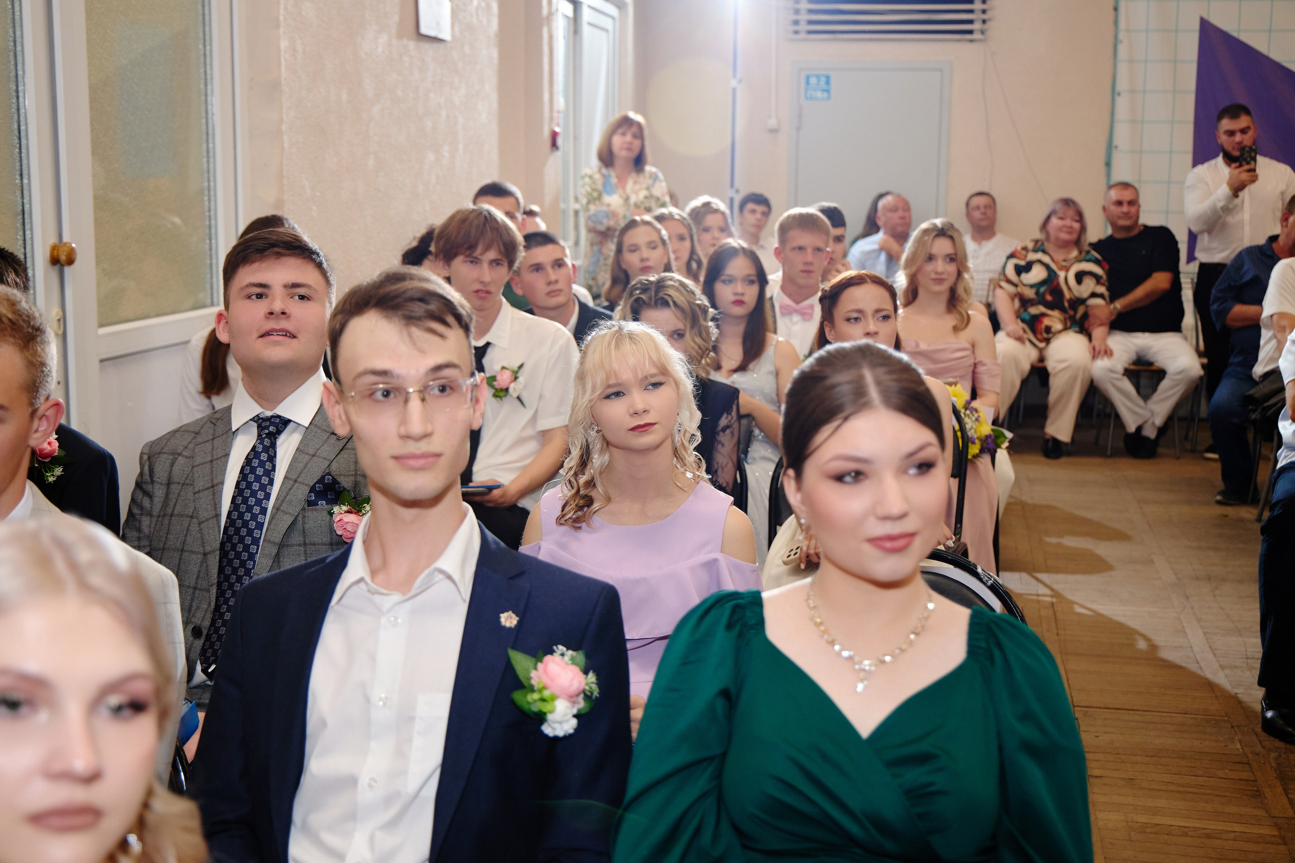 Выпускной 35 Сош. Фотограф Выпускные альбомы Таганрог Сергей Коробченко