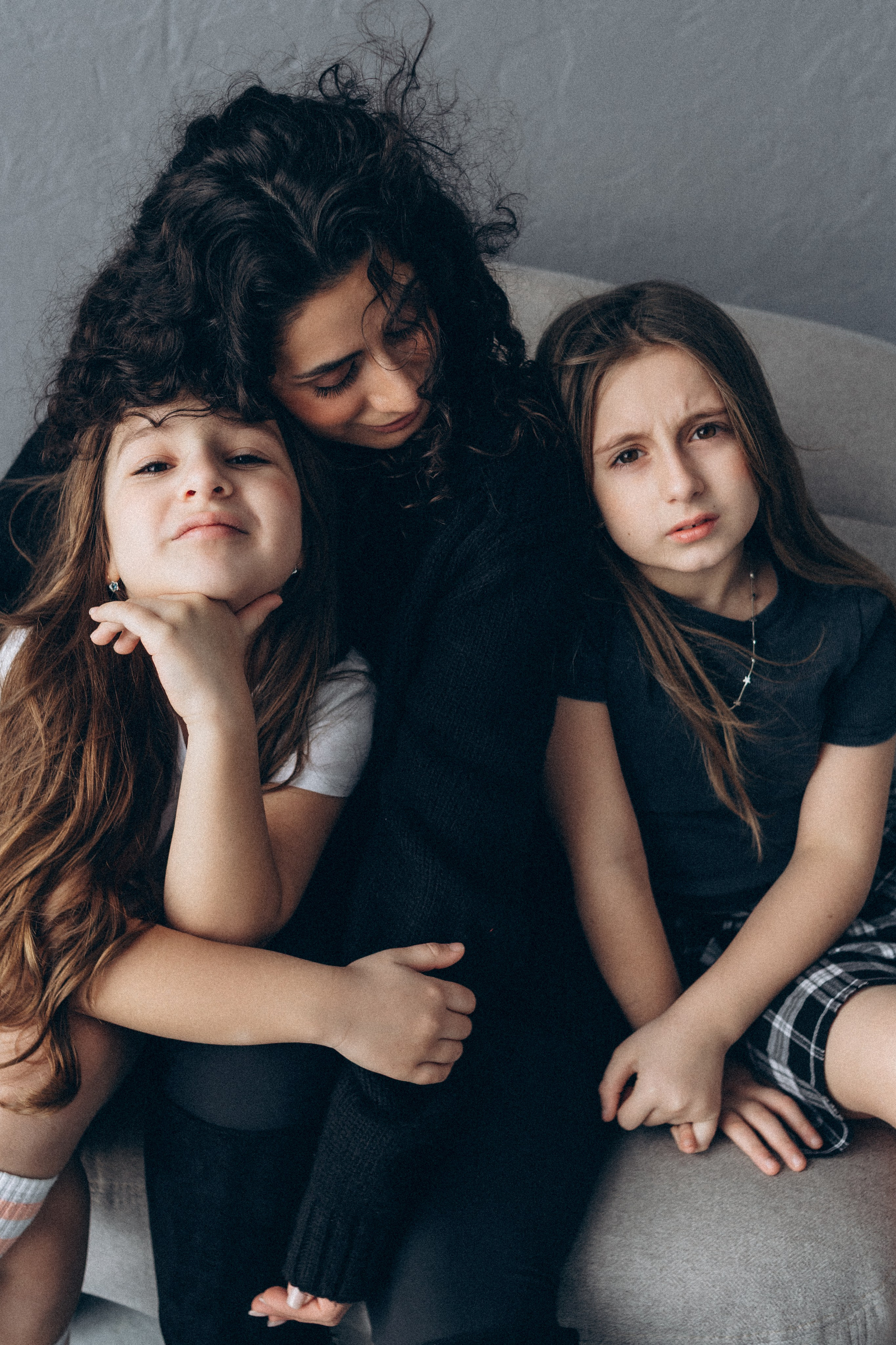 МИА, МАЙЯ, ЛЕНА. Семейная фотосессия. Настоящие портреты и истории