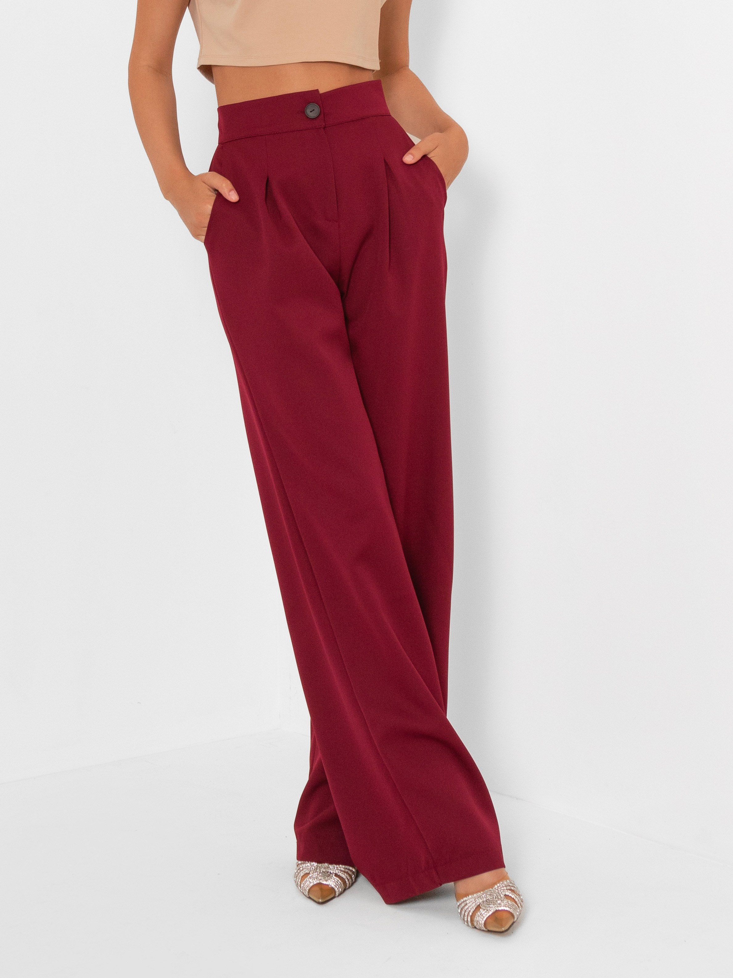 Брюки. Фотостудия для Wildberries Ozon