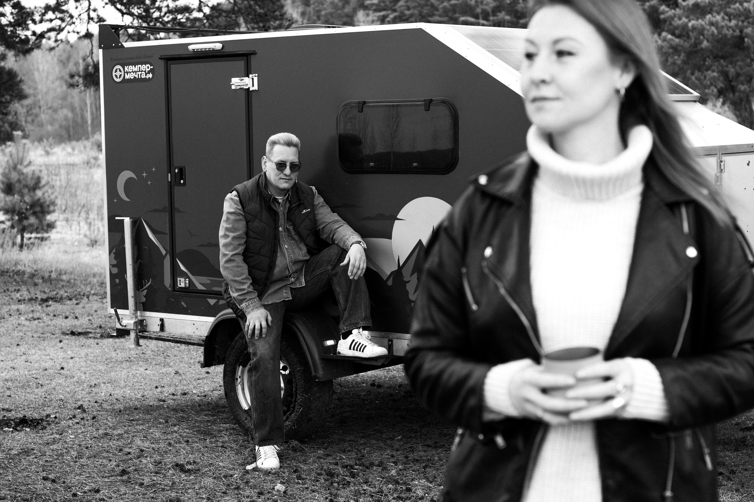 Love story camper. Фотограф в Тюмени Даша Михнова. Портреты, фотопроекты, фотодни