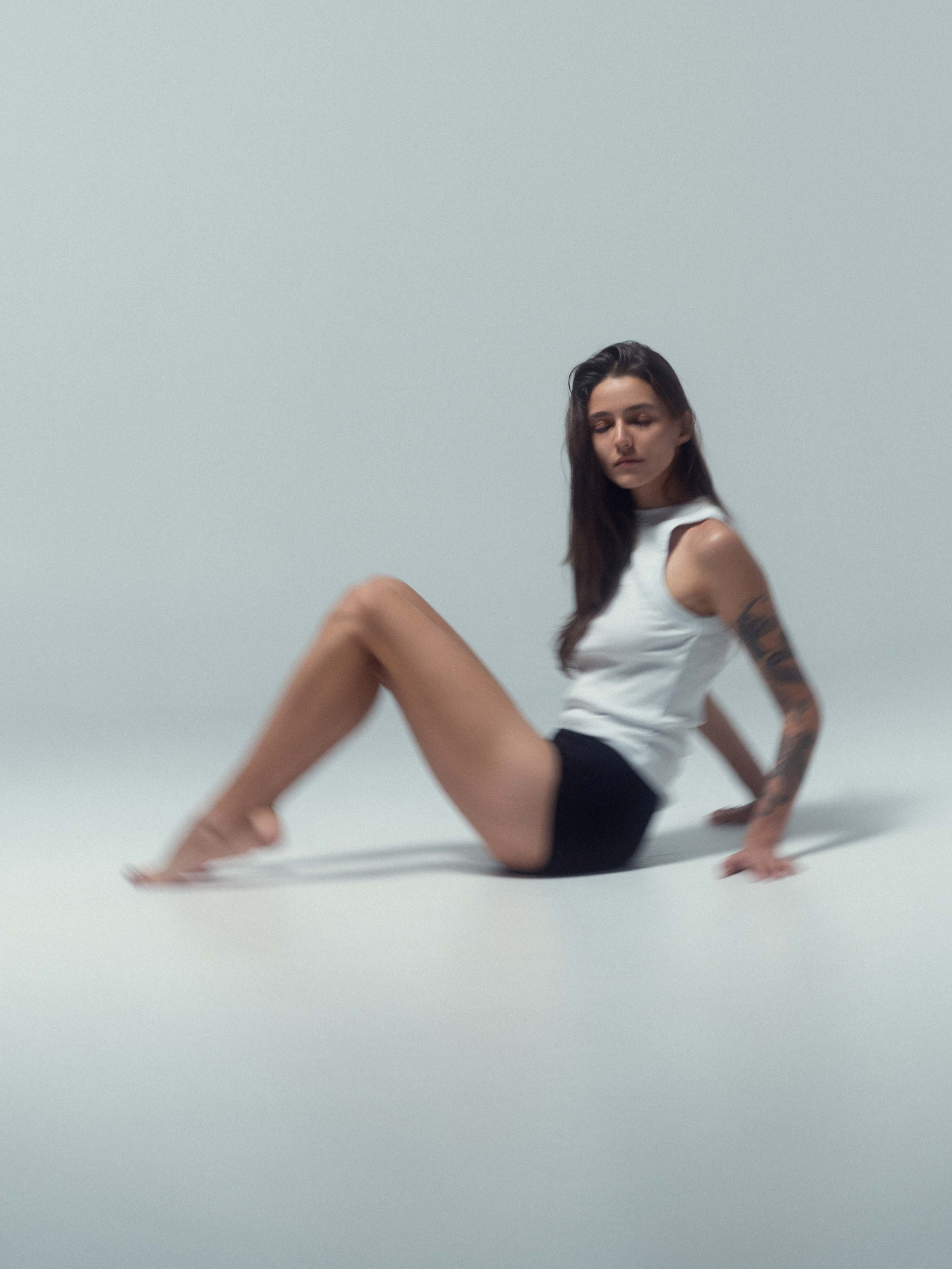 Студийная фотосъемка с Алиной на циклораме в Казани