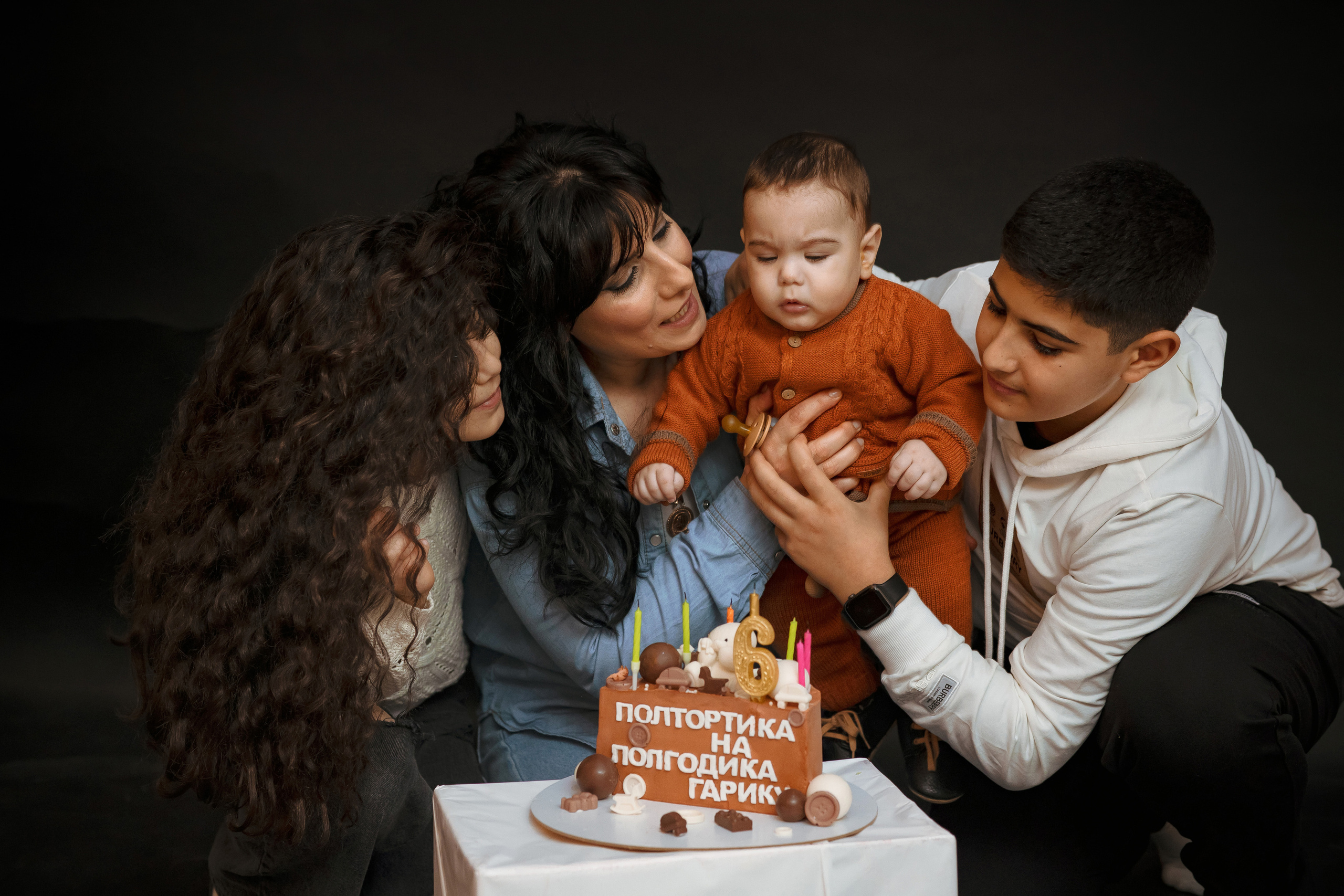 Полгодика Гарику. Свадебный и семейный фотограф в Каспийске Алёна Нурмагомедова