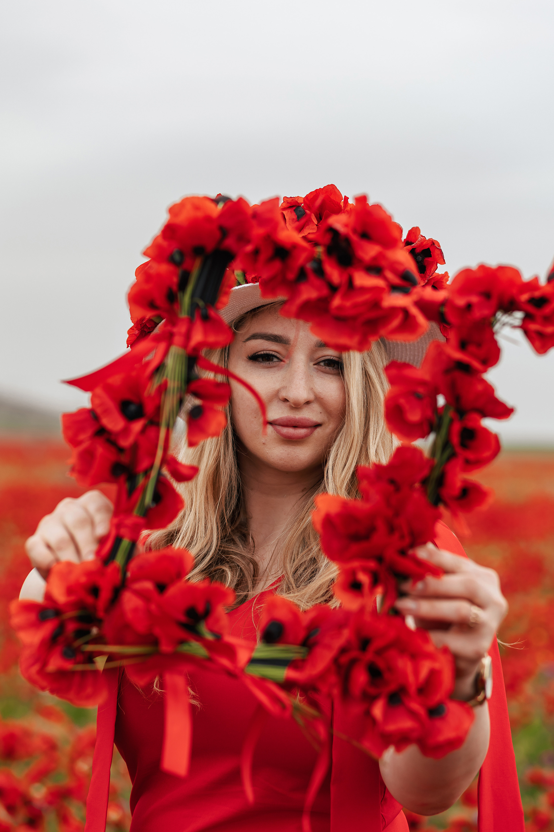 Марьям в маковом поле. Свадебный и семейный фотограф в Каспийске Алёна Нурмагомедова