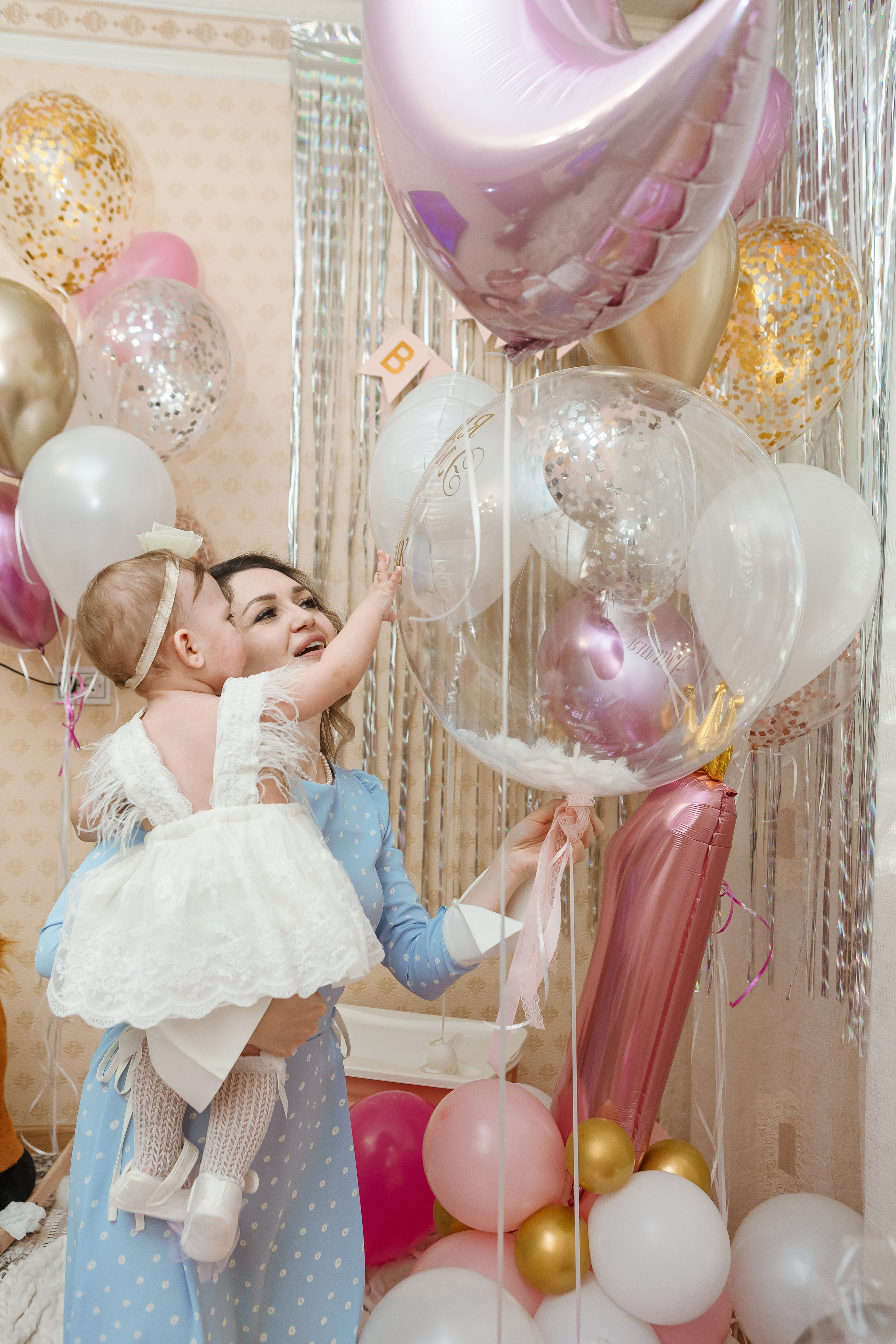 Годик Эмилии. Свадебный и семейный фотограф в Каспийске Алёна Нурмагомедова