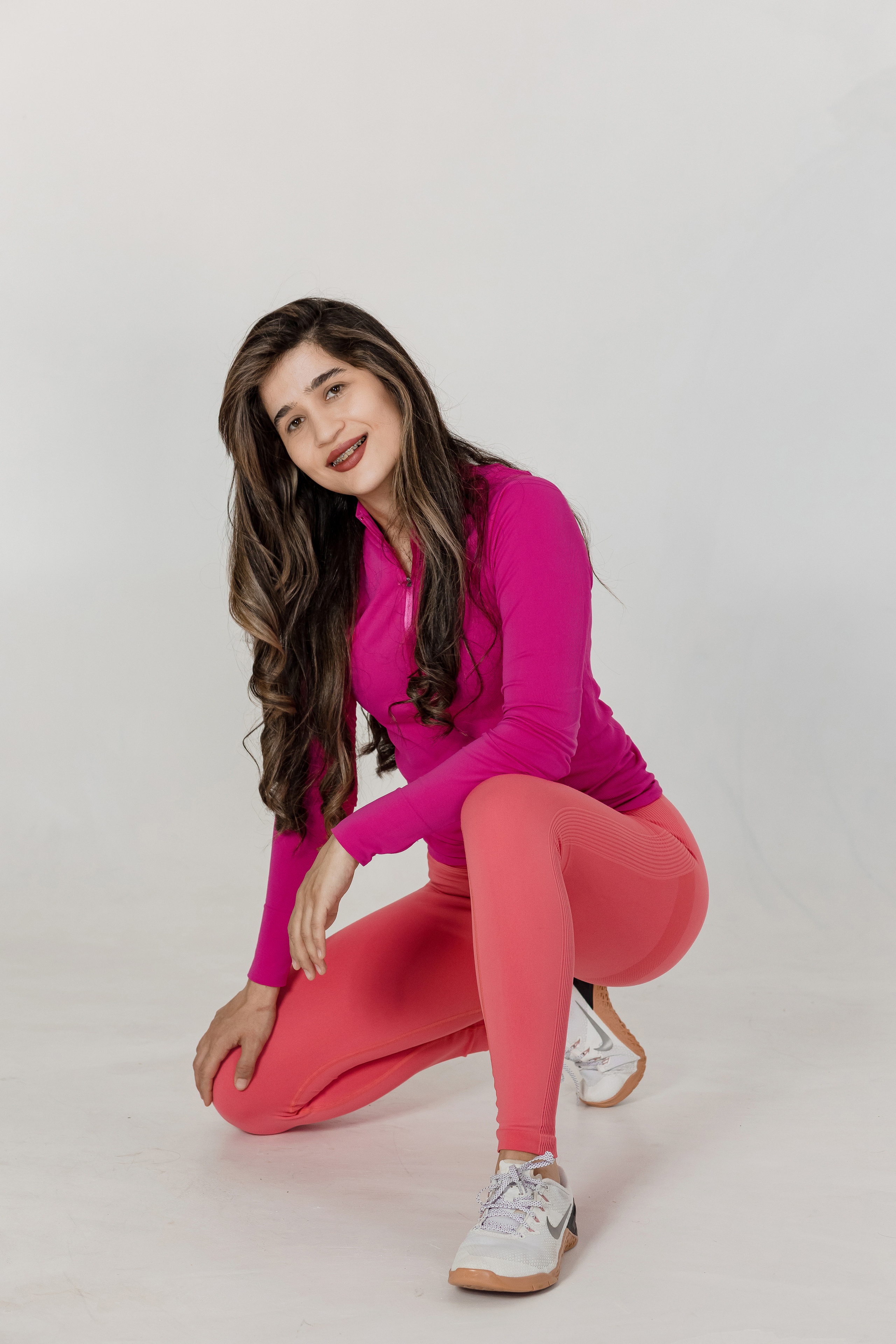 Фитнес тренер Аиша. Свадебный и семейный фотограф в Каспийске Алёна Нурмагомедова