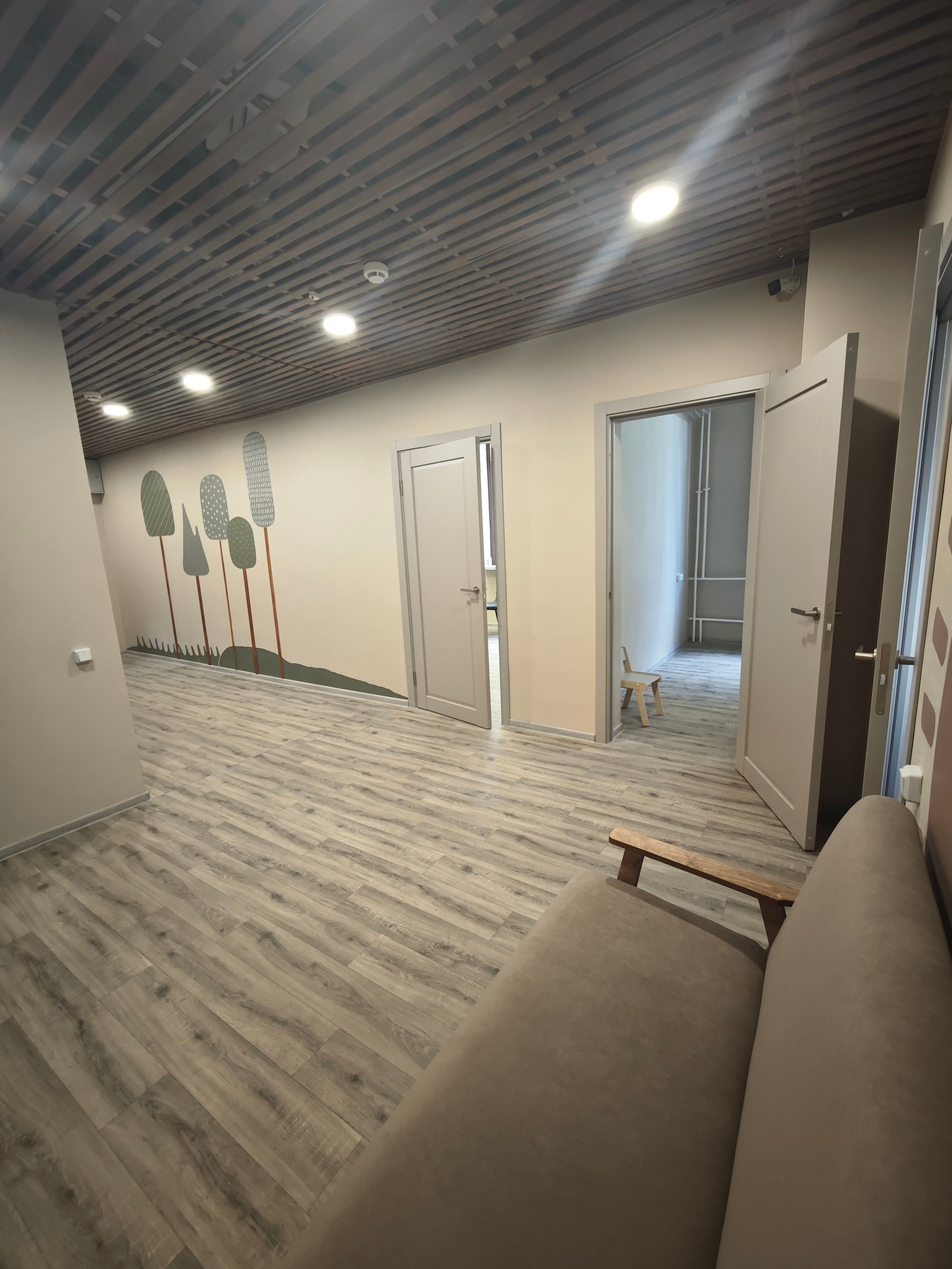 Детский центр развития и коррекции детей Свой центр