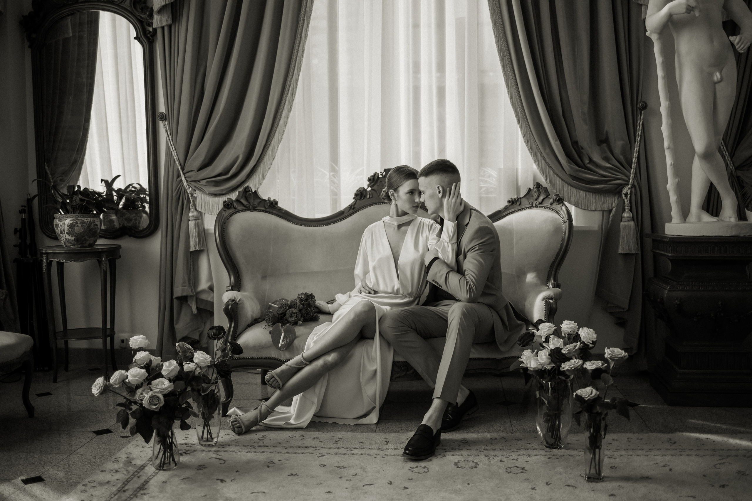 Свадебная прогулка Адель и Артём. Свадебная фотография. Арина Рубах