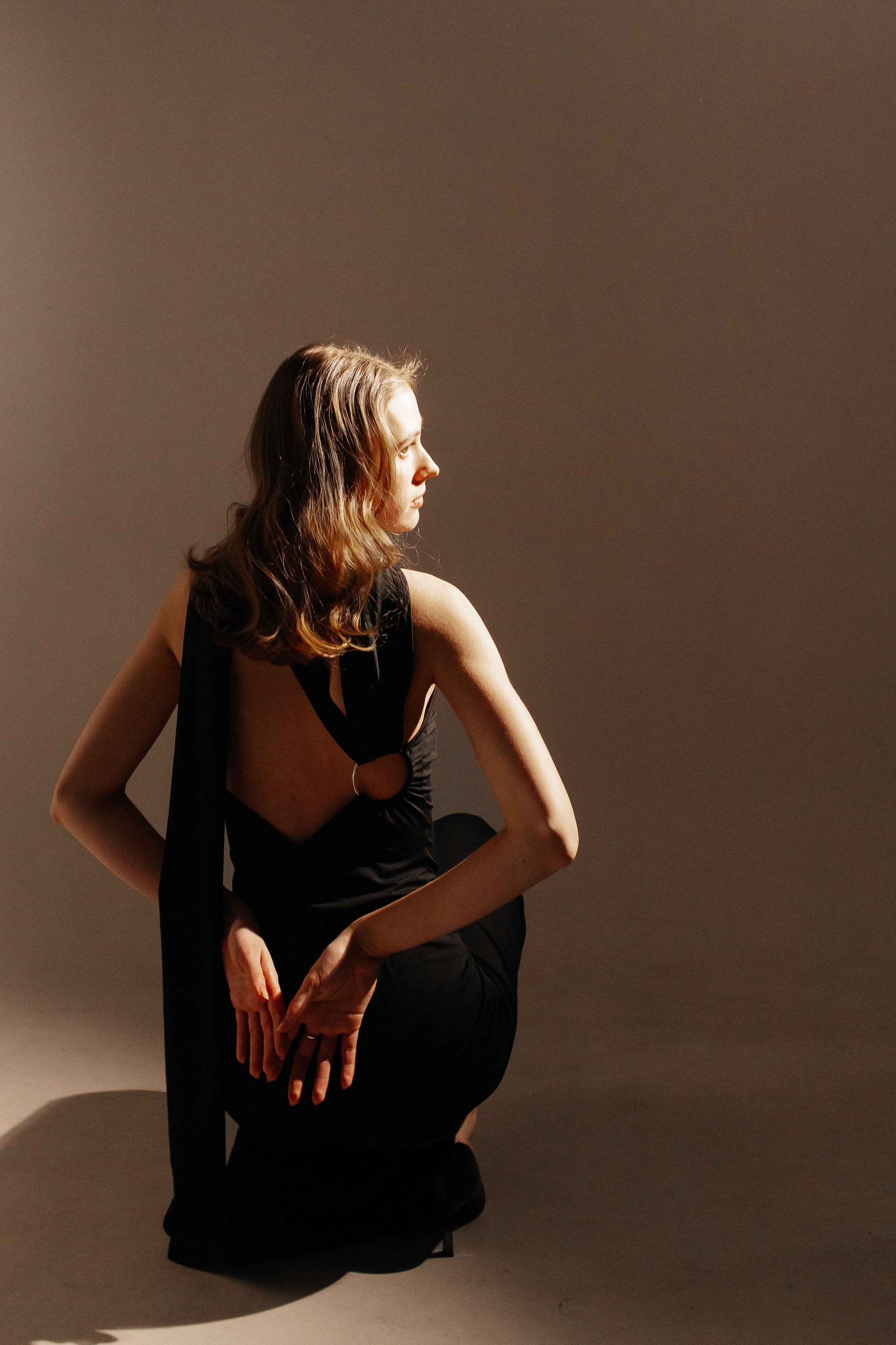 Индивидуальная фотосъемка в фотостудии Нижнего Новгорода. Свадебный фотограф и фотограф Love-Store в Нижнем Новгороде Анастасия