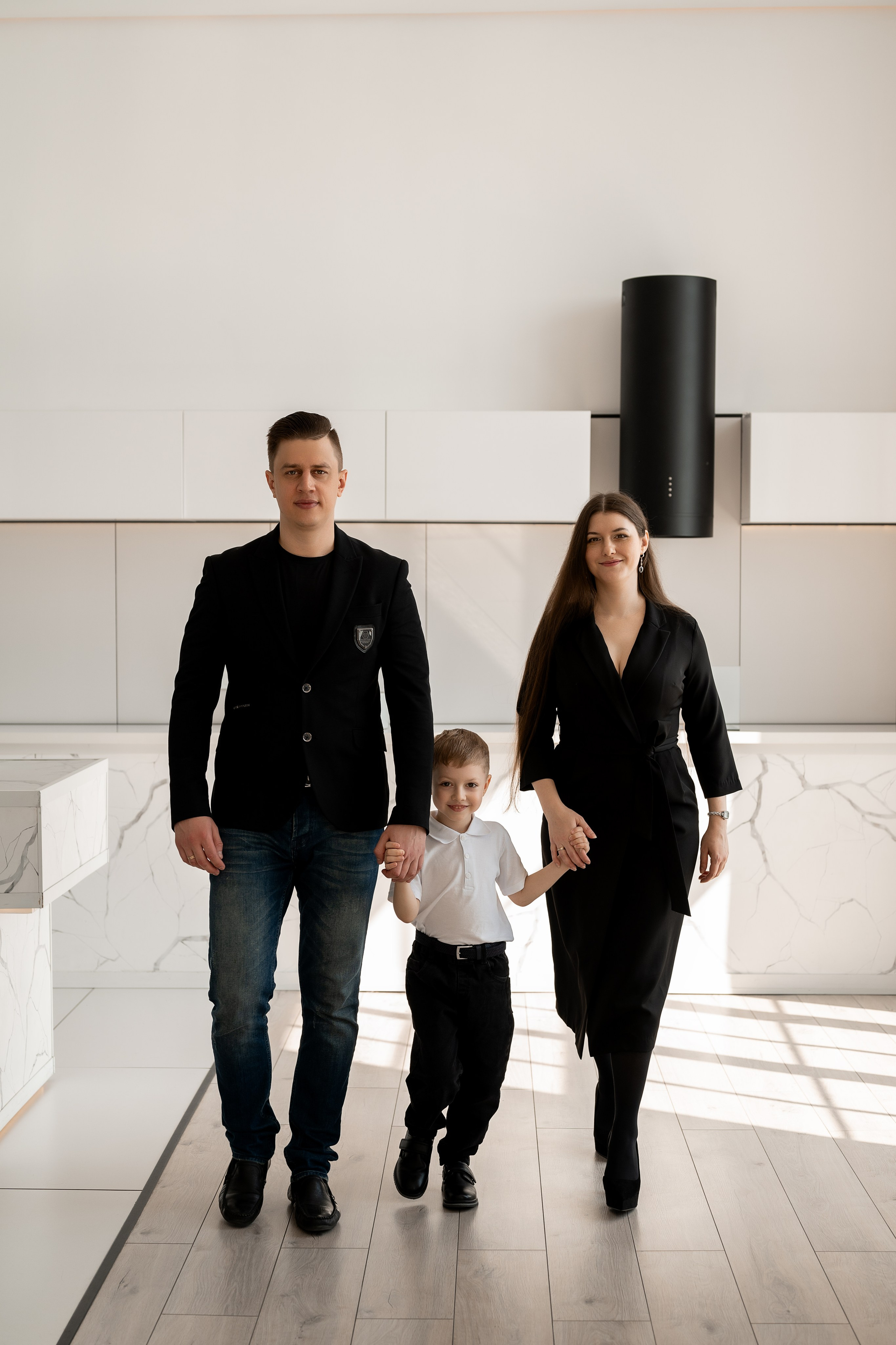 Семейная фотосессия (прогулки и студии). Семейный и женский фотограф в Санкт-Петербурге