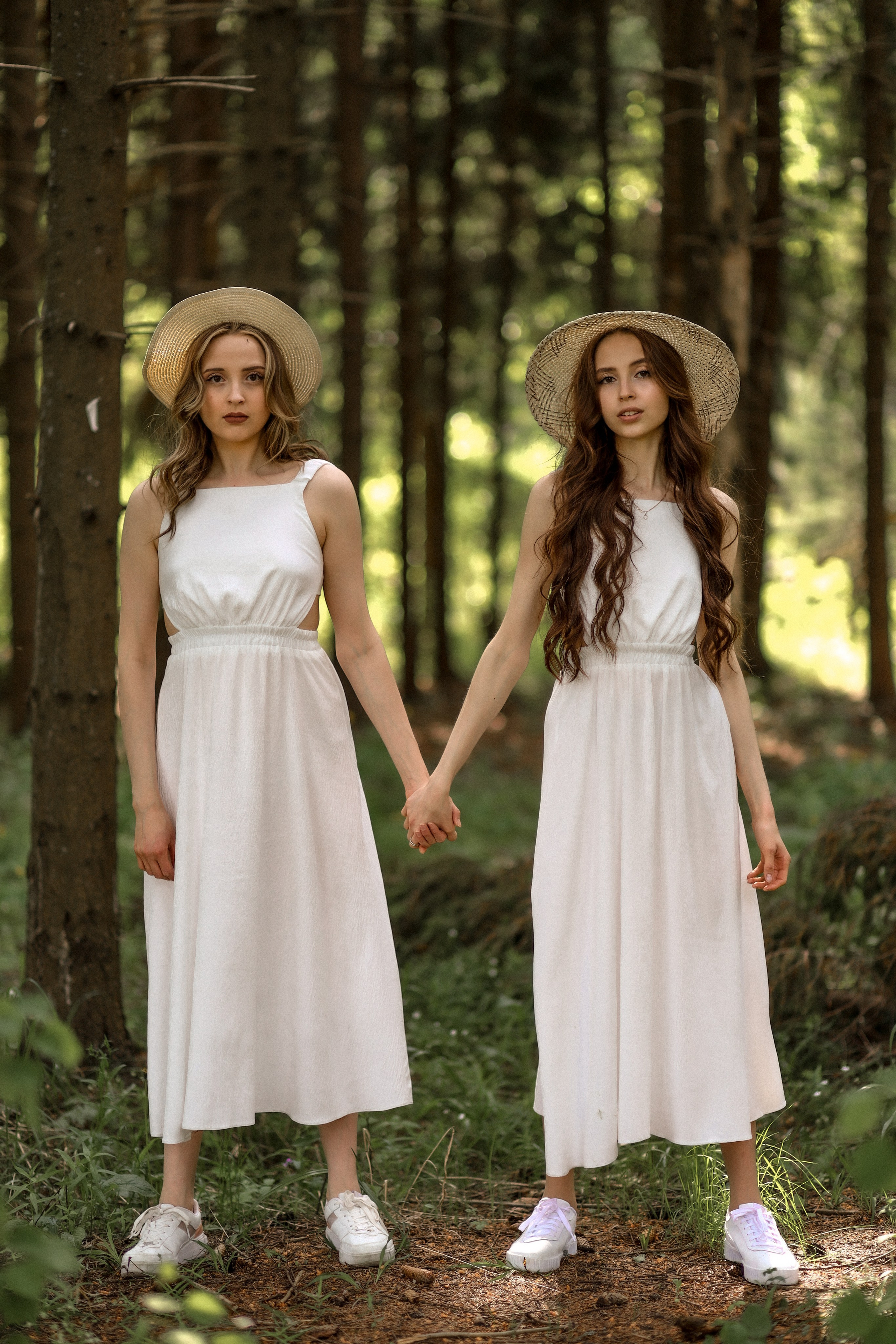Sisters. Kharchenkotatianaweddingphoto
